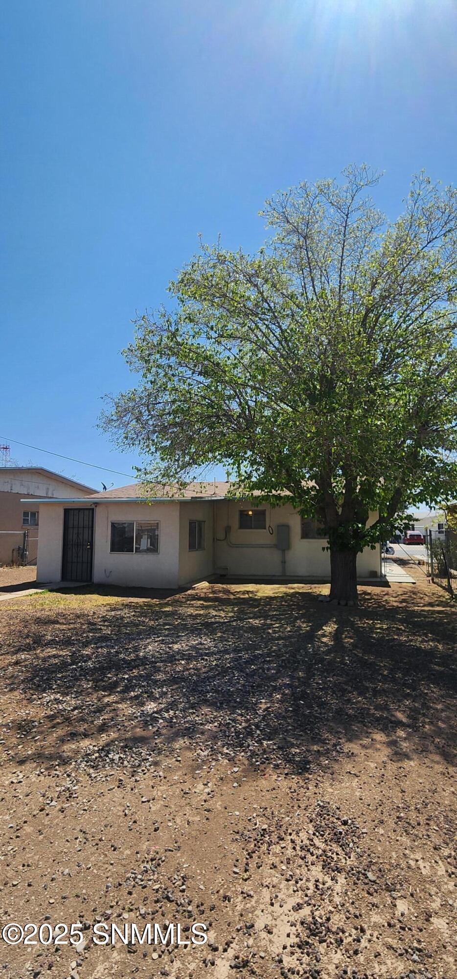 1206 W Hall Avenue Property Photo 26
