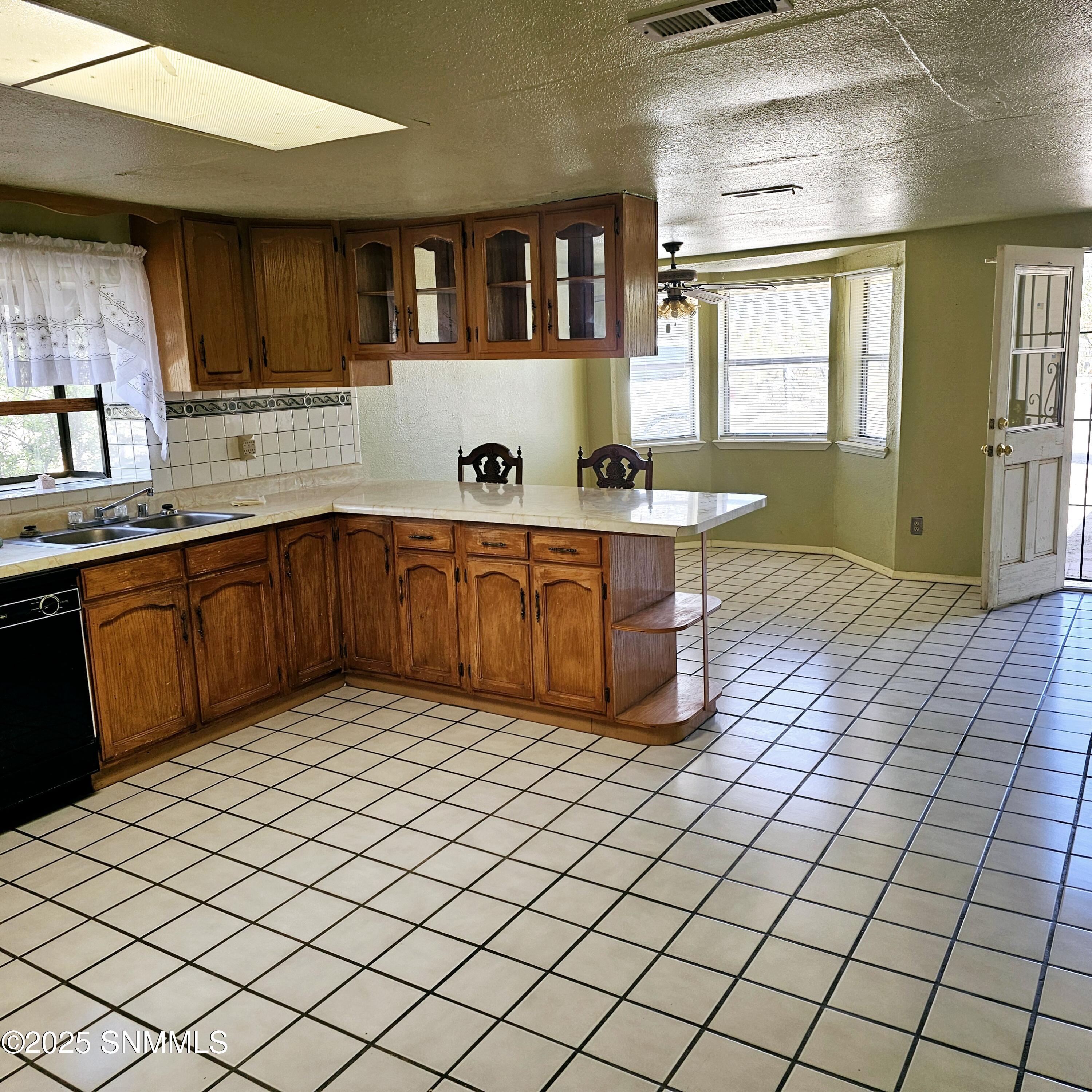 925 Monte Alto Street Property Photo 7
