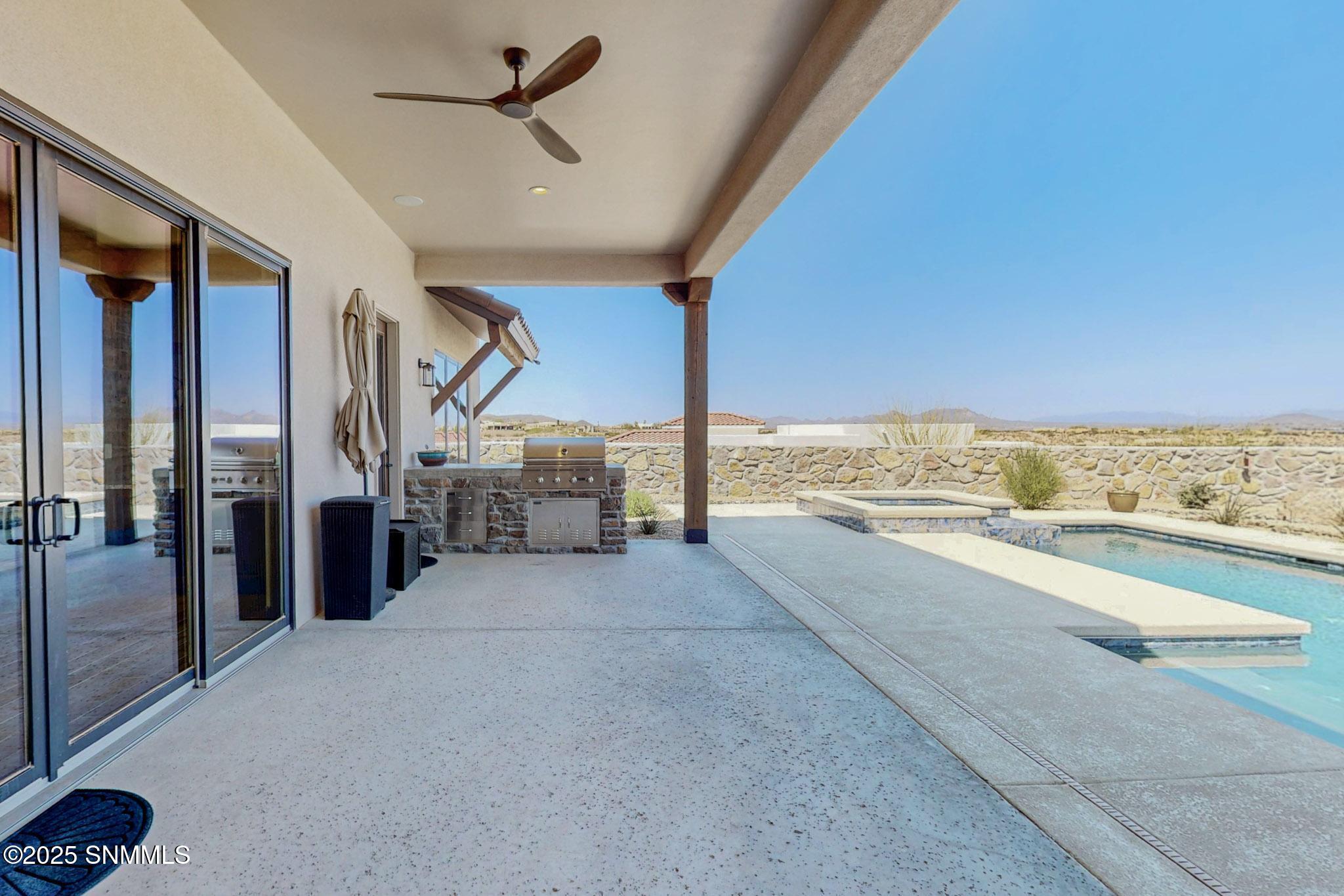 1554 Arco De Goya Property Photo 39