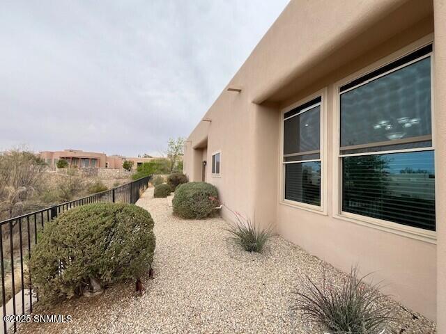 586 La Melodia Drive Property Photo 28