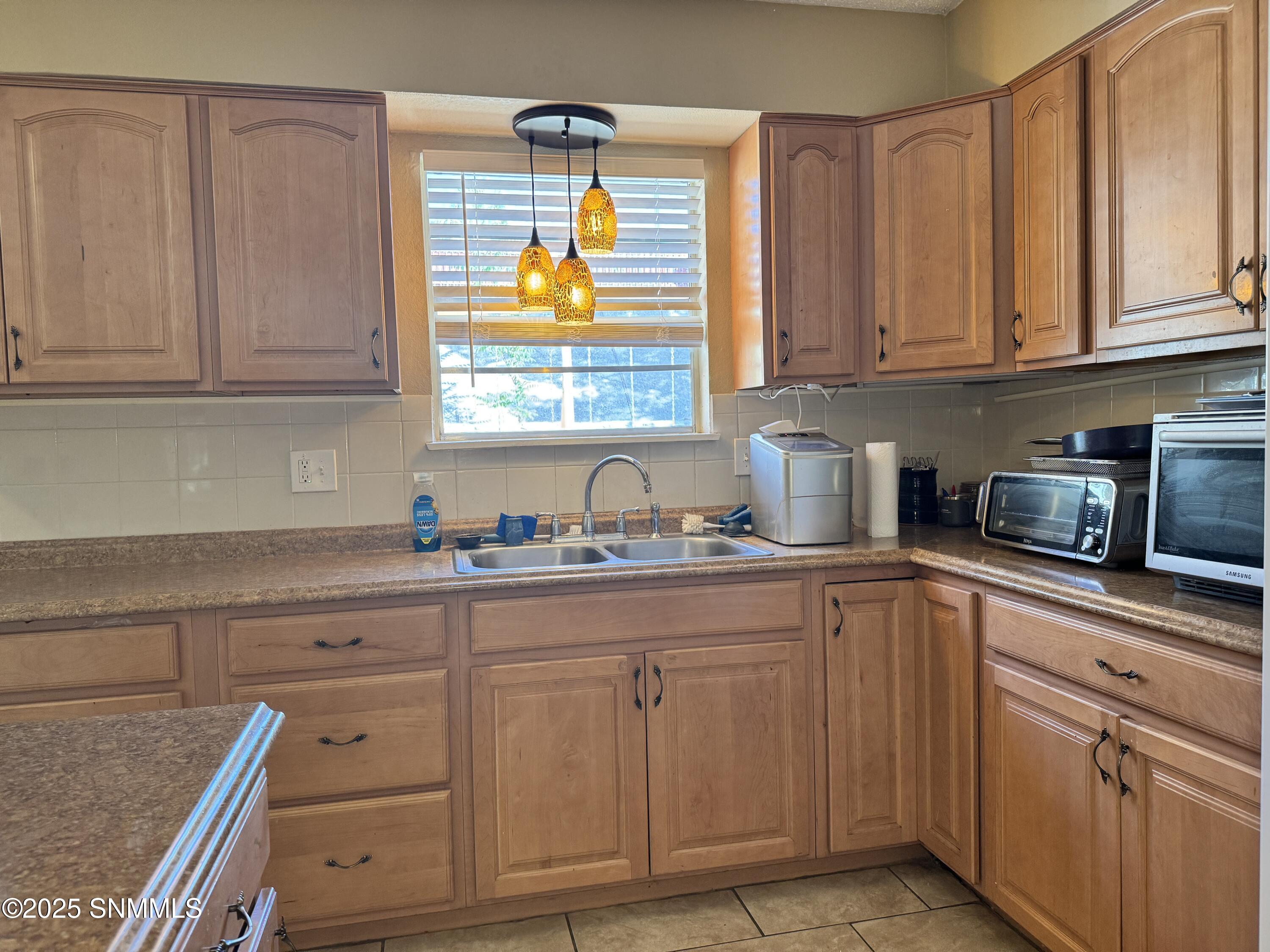 3104 Missouri Avenue Property Photo 16
