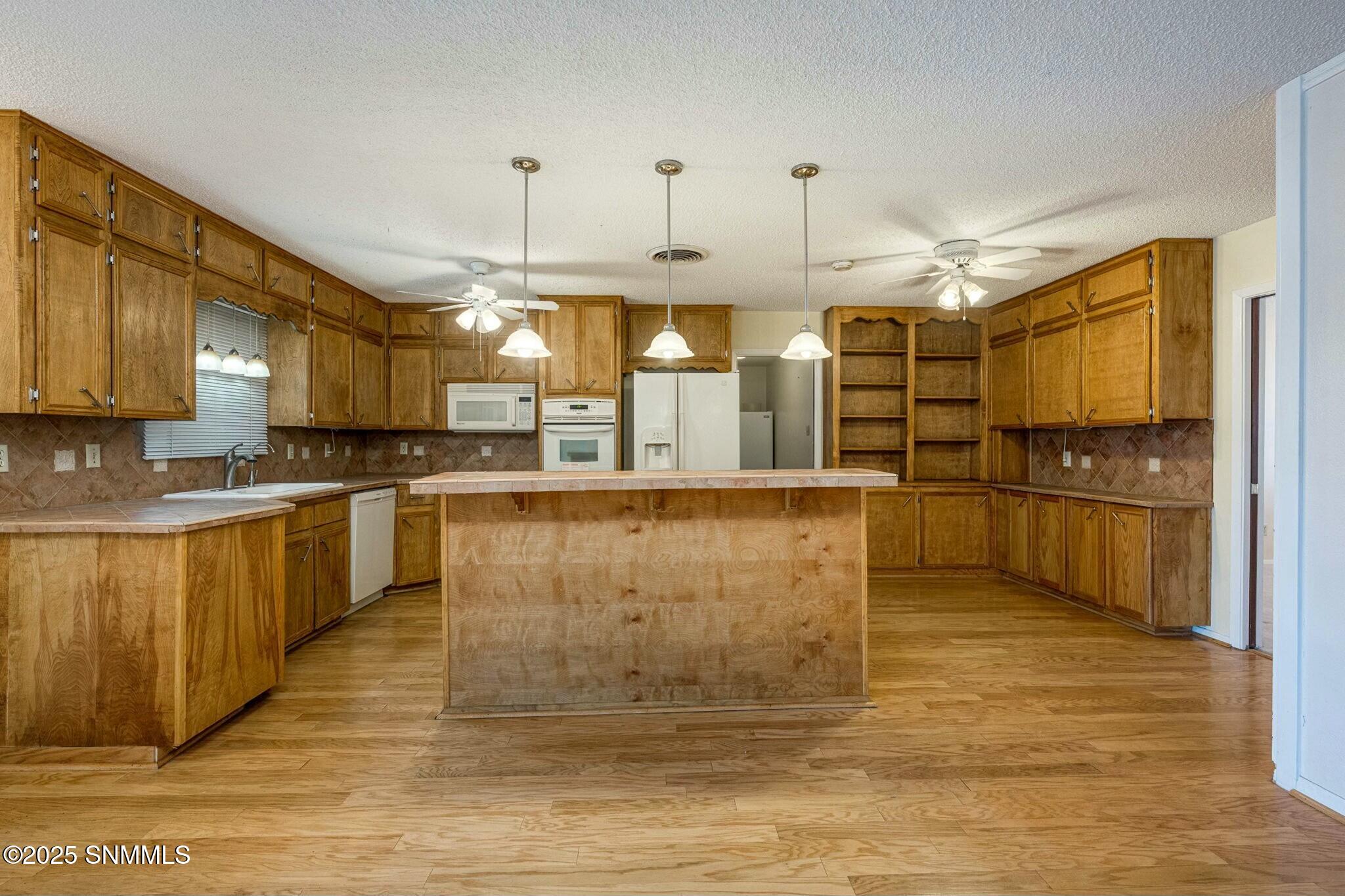 1811 Arizona Avenue Property Photo 15