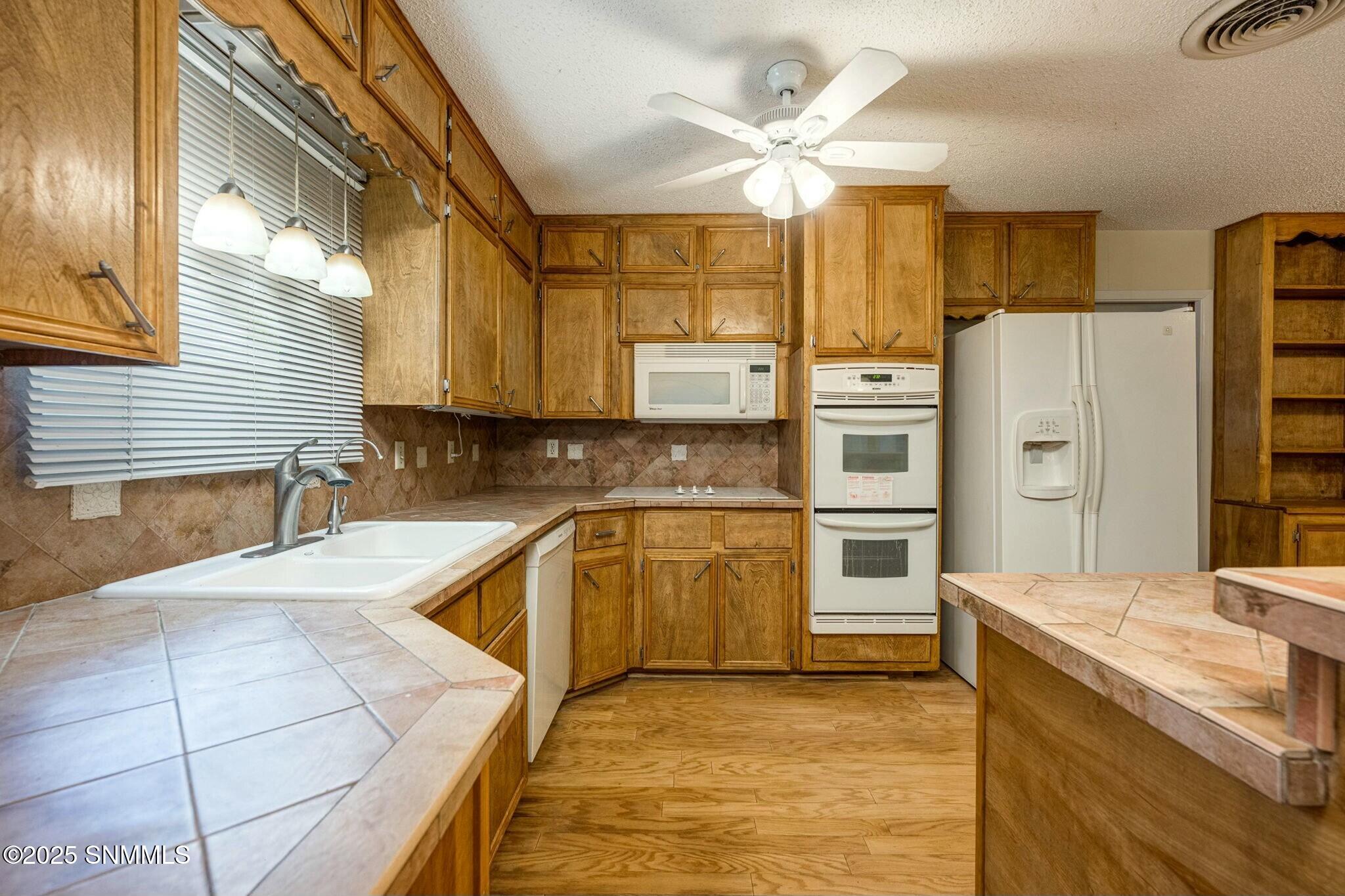 1811 Arizona Avenue Property Photo 16
