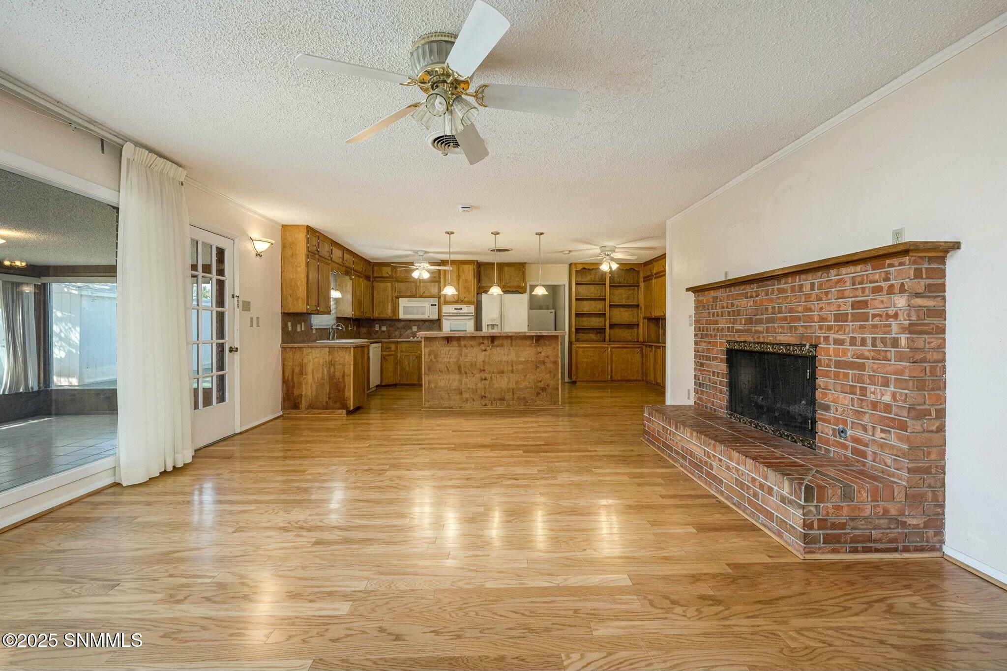 1811 Arizona Avenue Property Photo 21