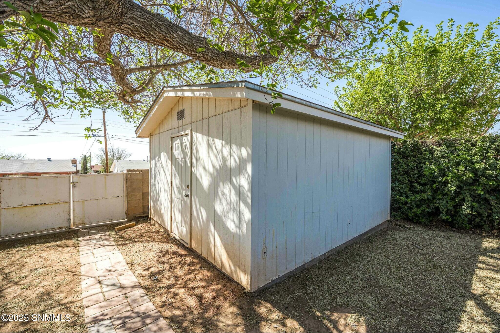 1811 Arizona Avenue Property Photo 43