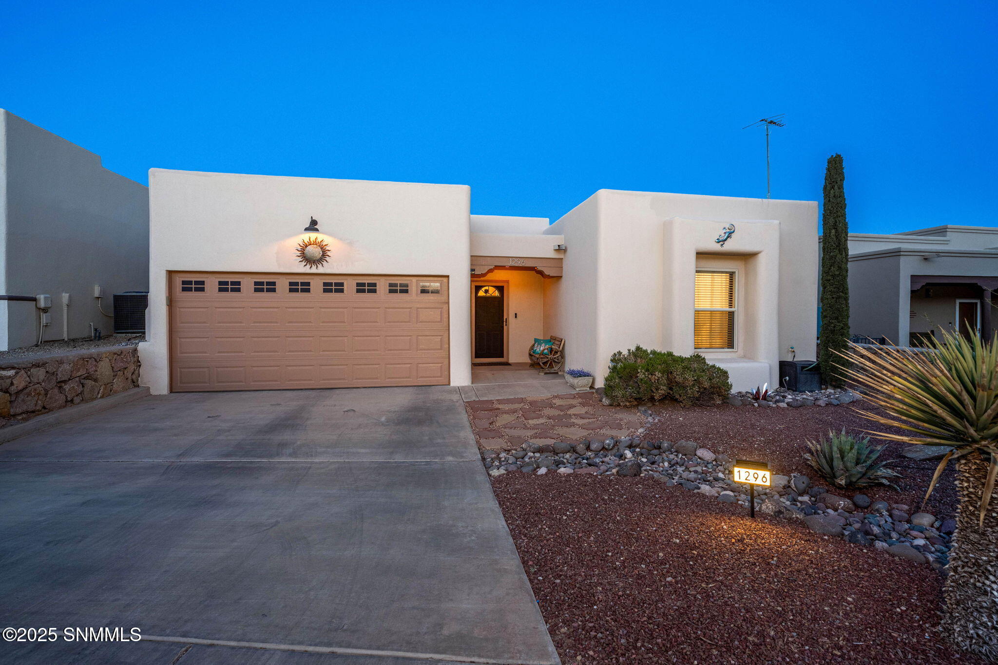 1296 Cassatt Place Property Photo 2