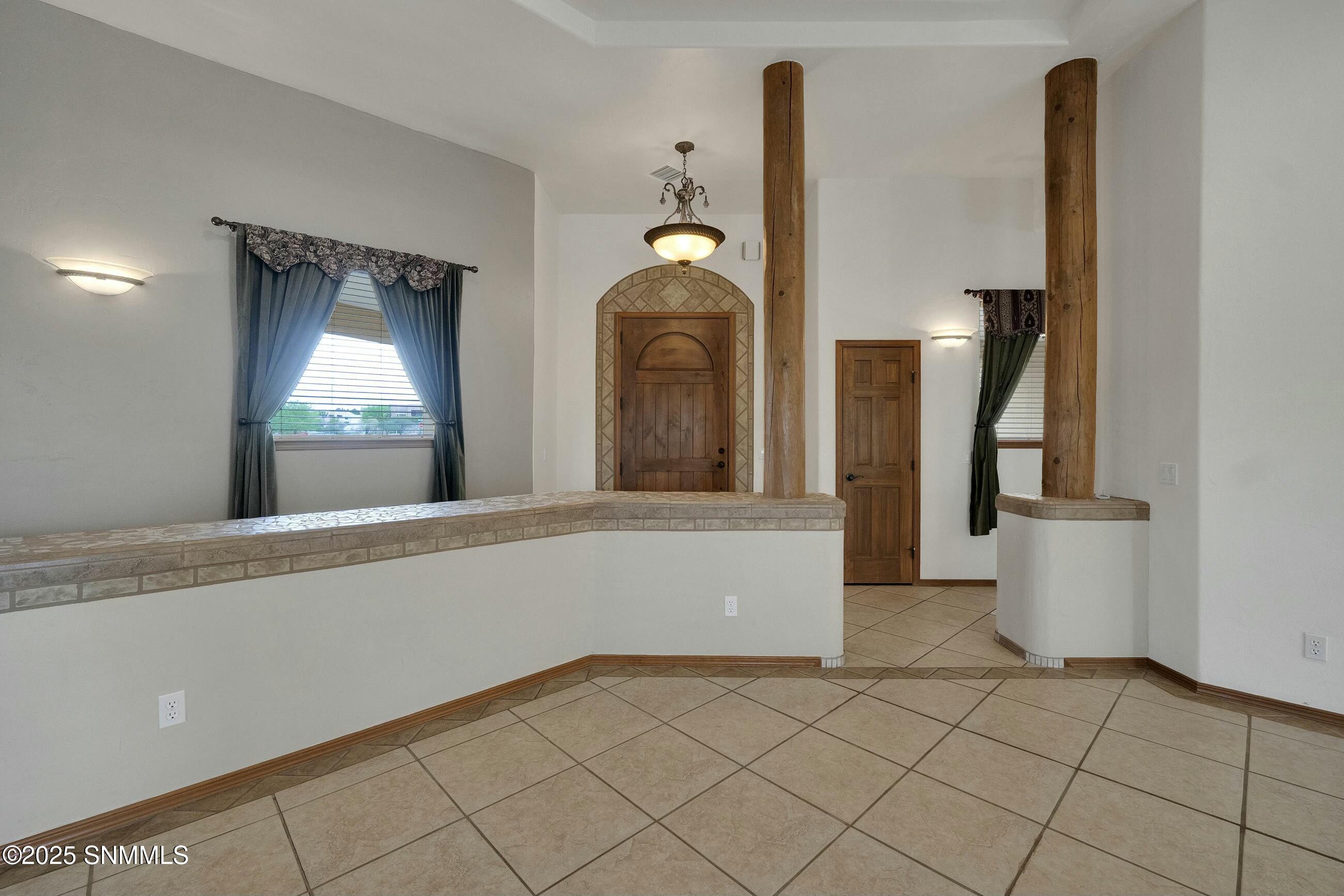1876 El Presidio Drive Property Photo 11