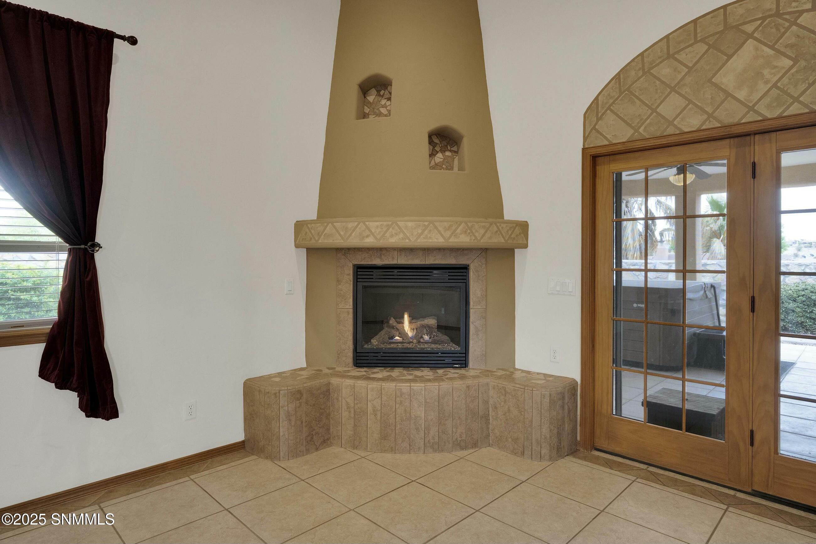 1876 El Presidio Drive Property Photo 13