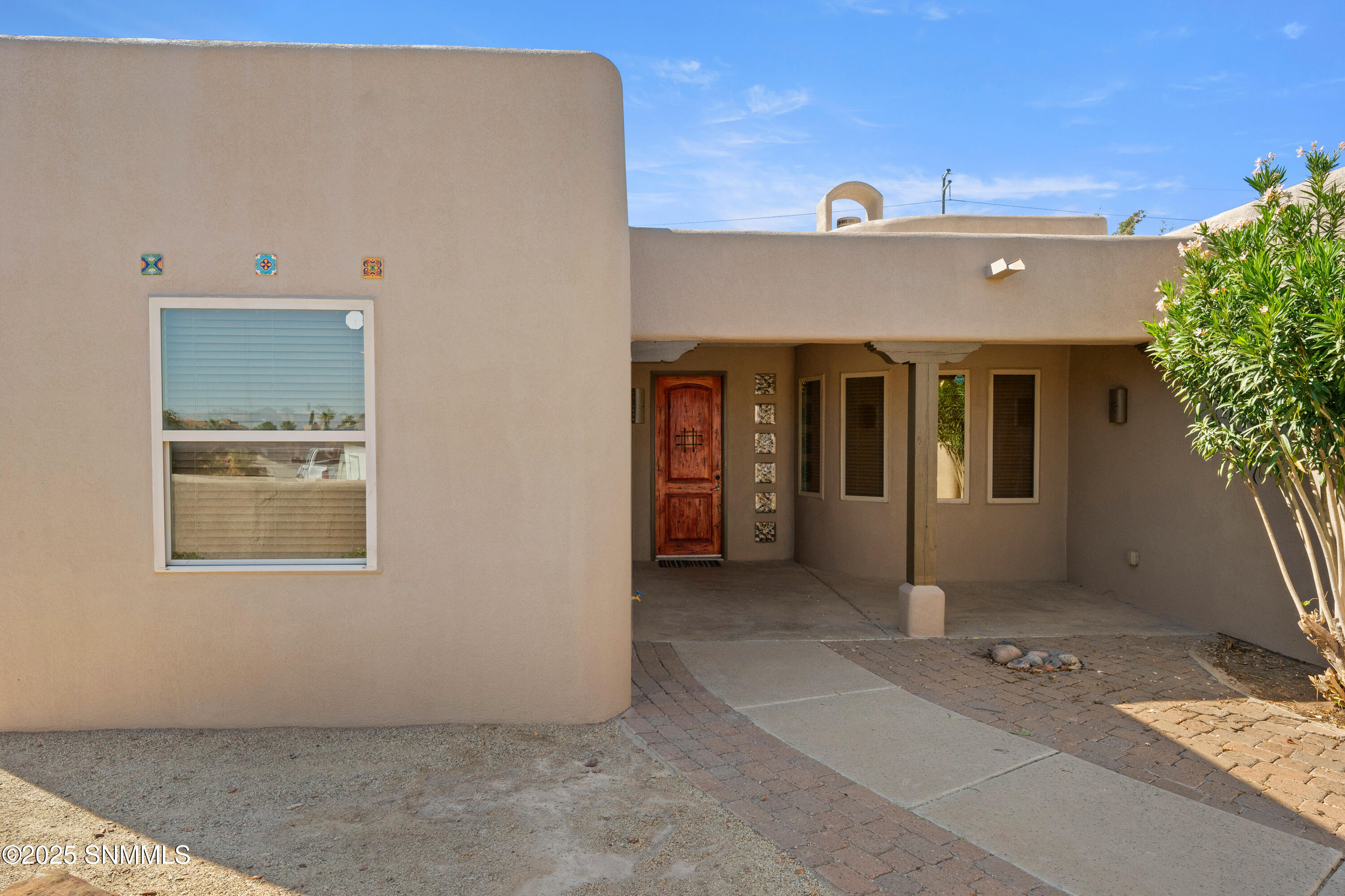 2045 Southern Star Loop Property Photo 6