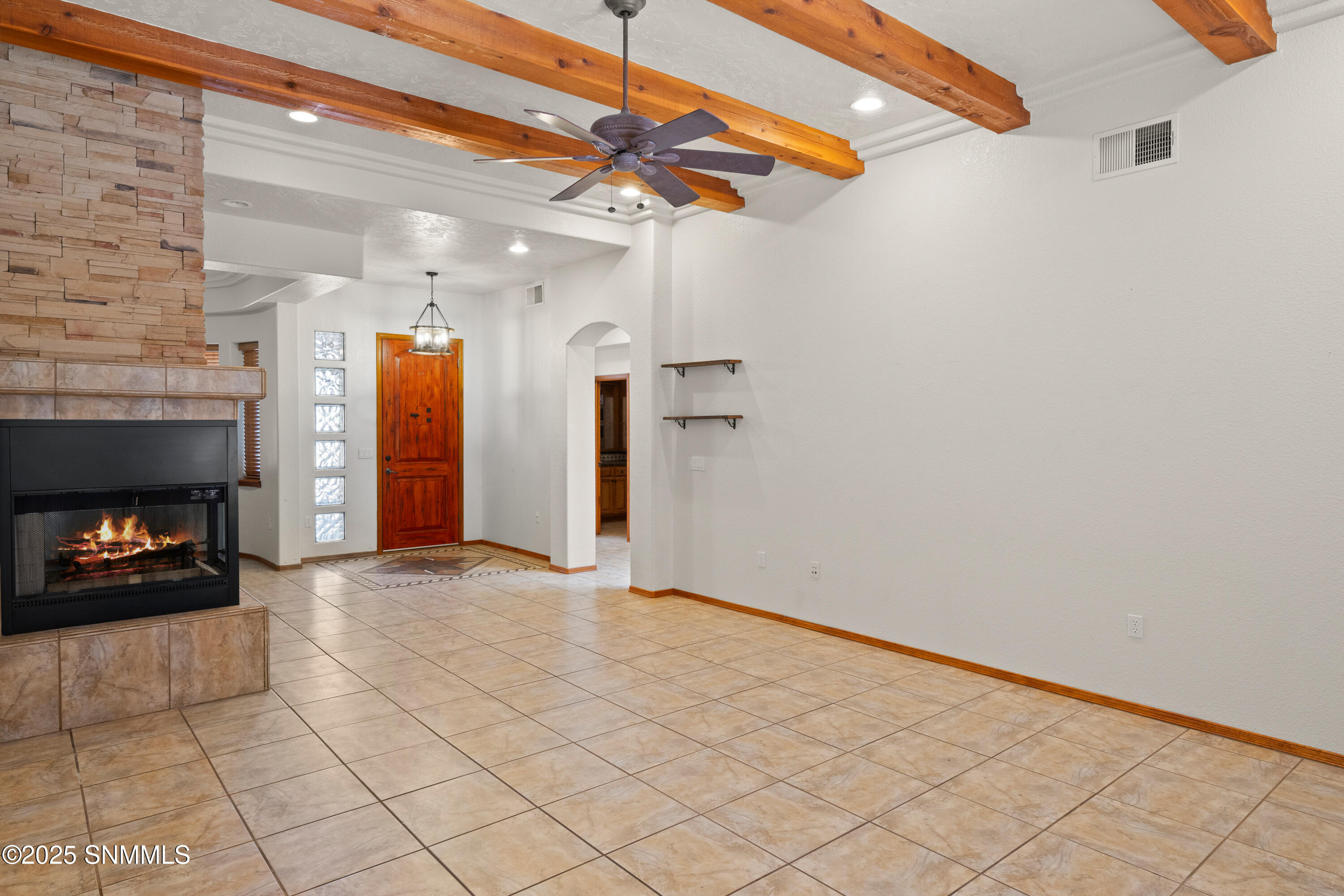 2045 Southern Star Loop Property Photo 18