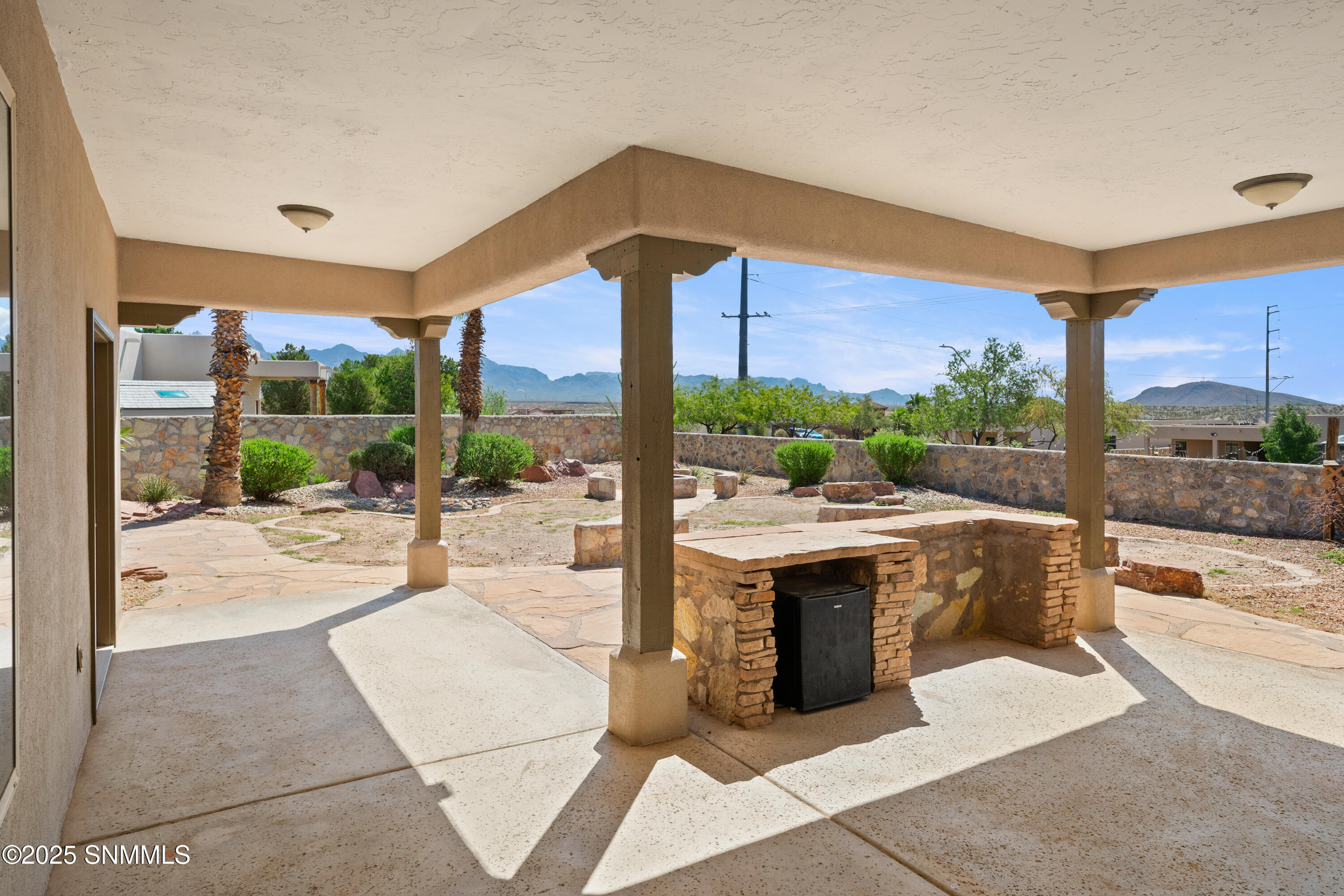 2045 Southern Star Loop Property Photo 49