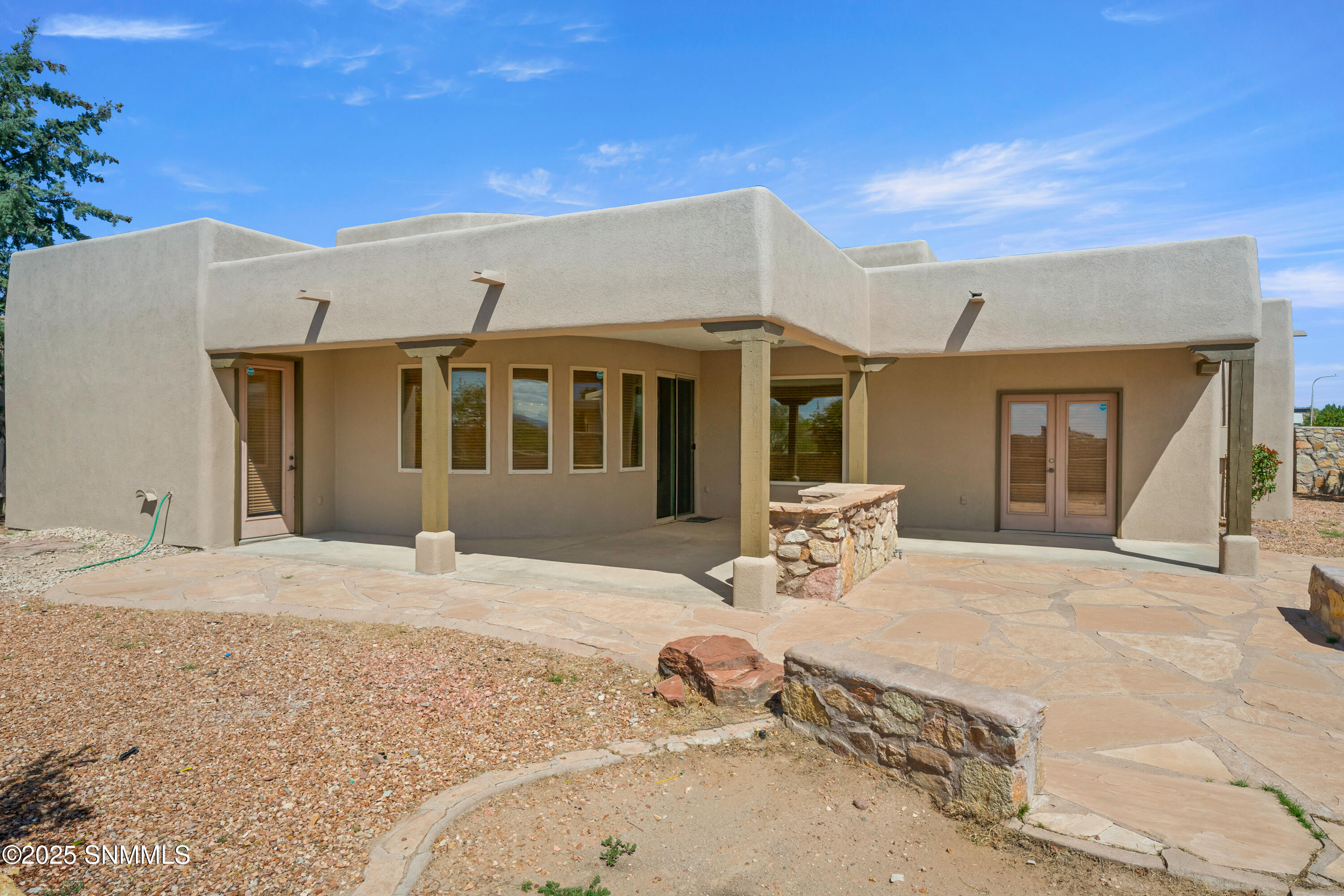 2045 Southern Star Loop Property Photo 54