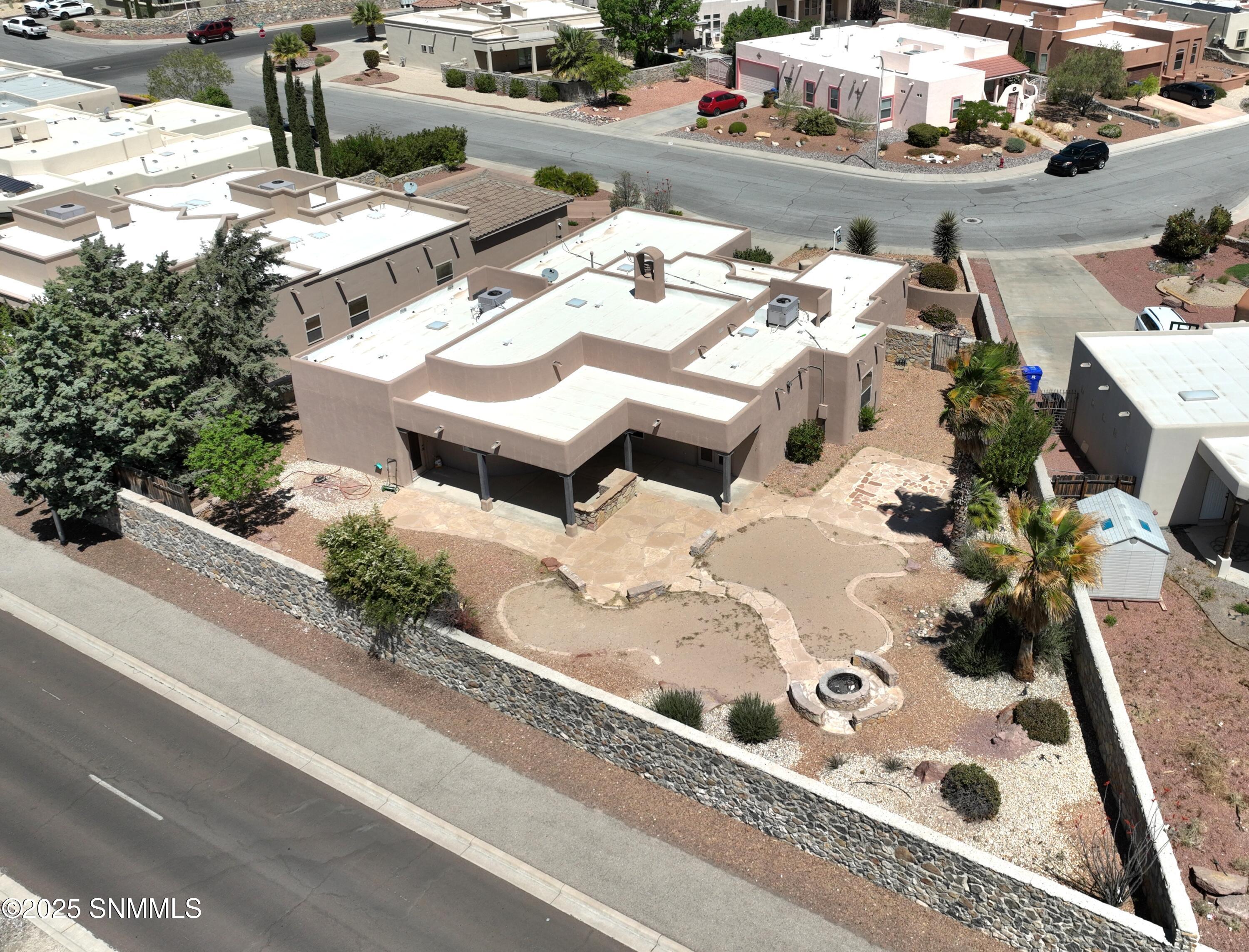 2045 Southern Star Loop Property Photo 66