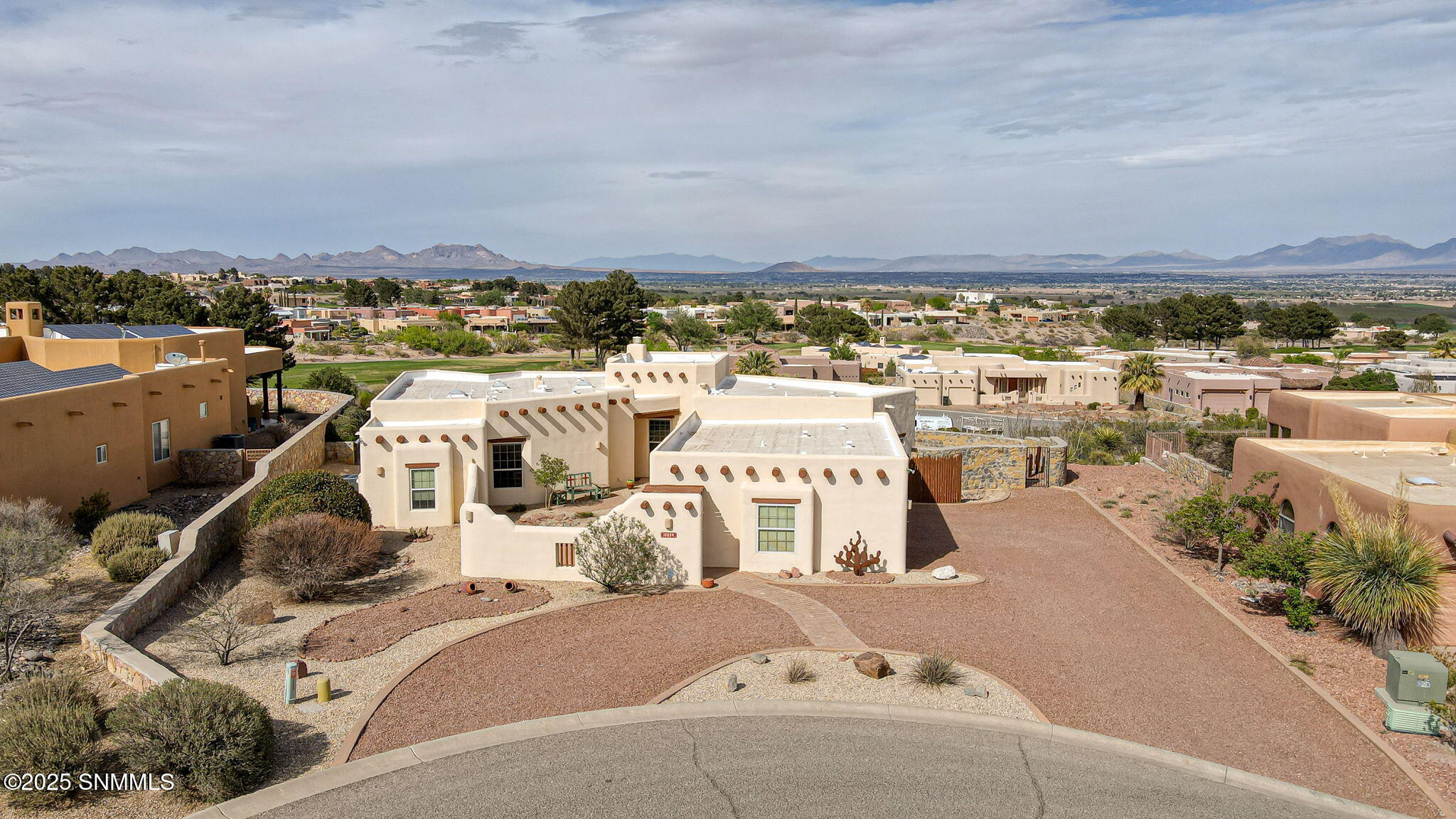 10034 Cantabria Court Property Photo 3