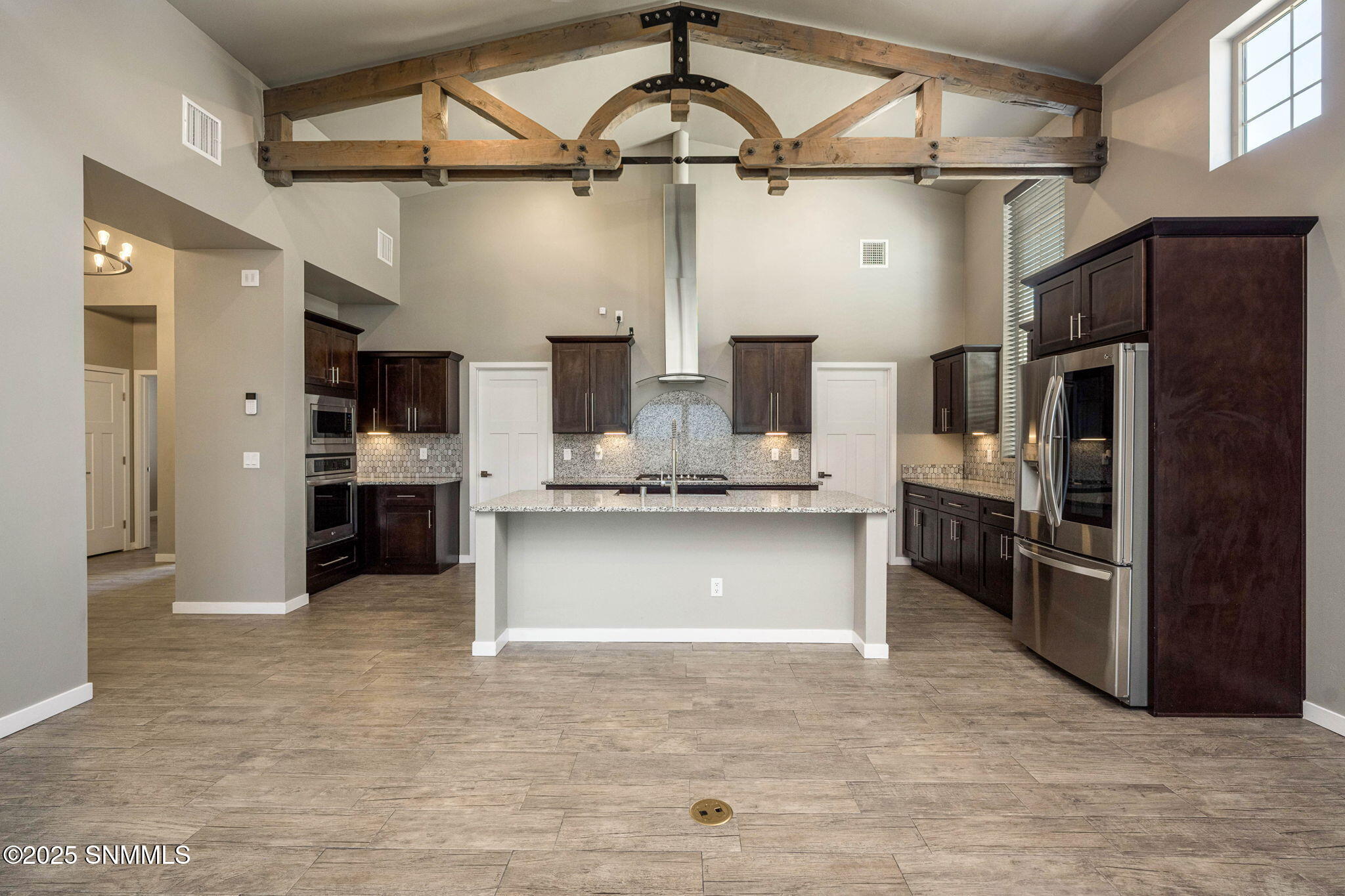 6008 Andromeda Loop Property Photo 12