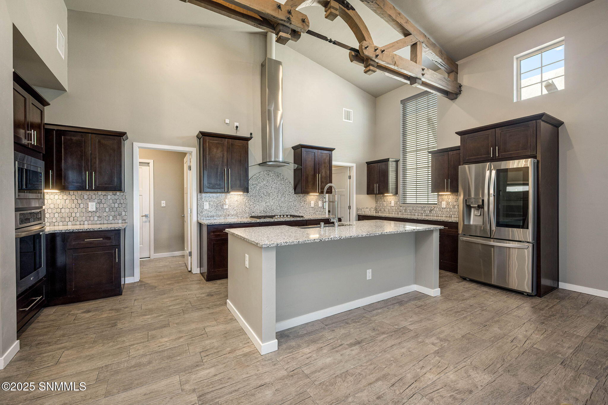 6008 Andromeda Loop Property Photo 13