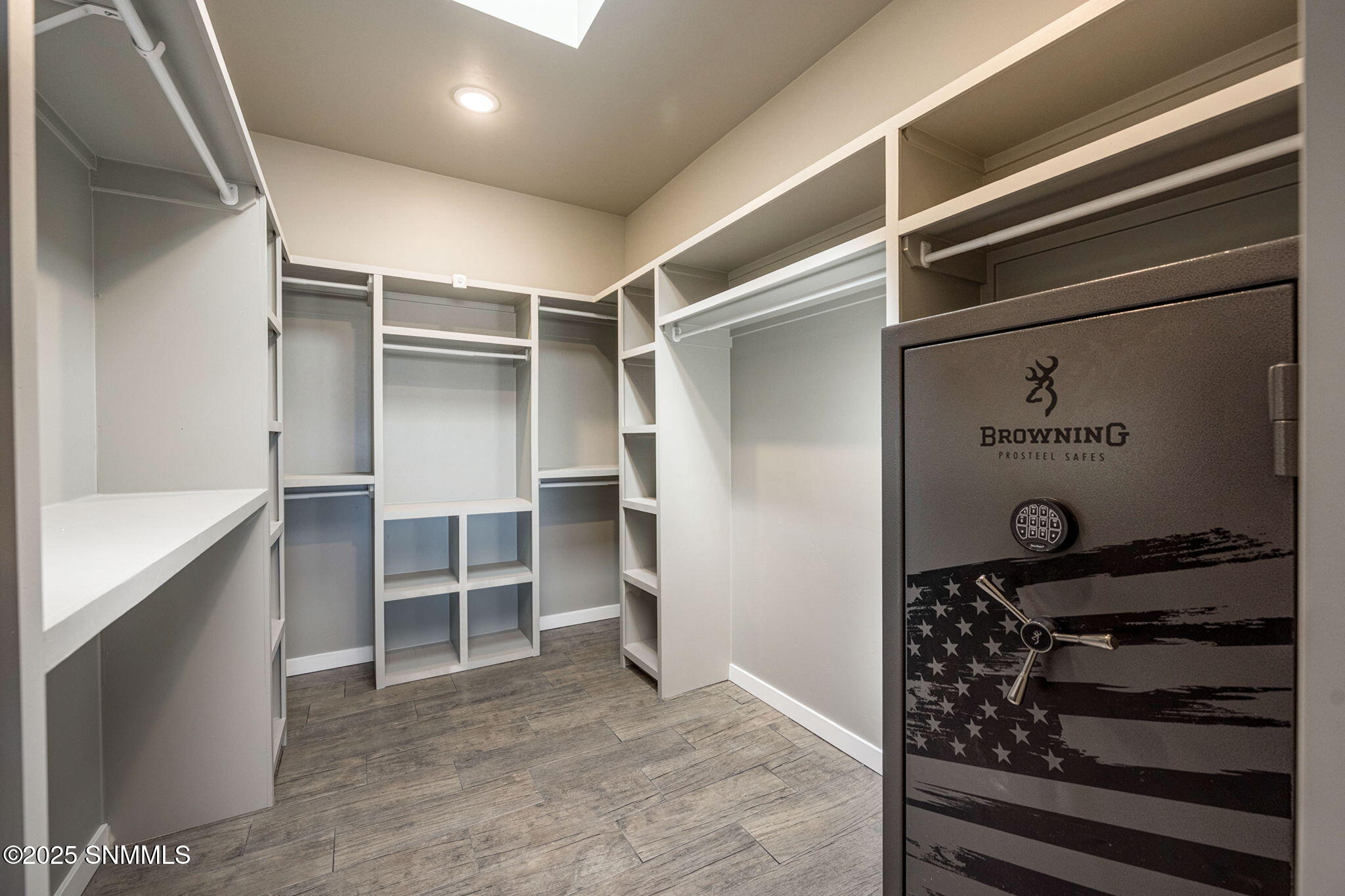 6008 Andromeda Loop Property Photo 23
