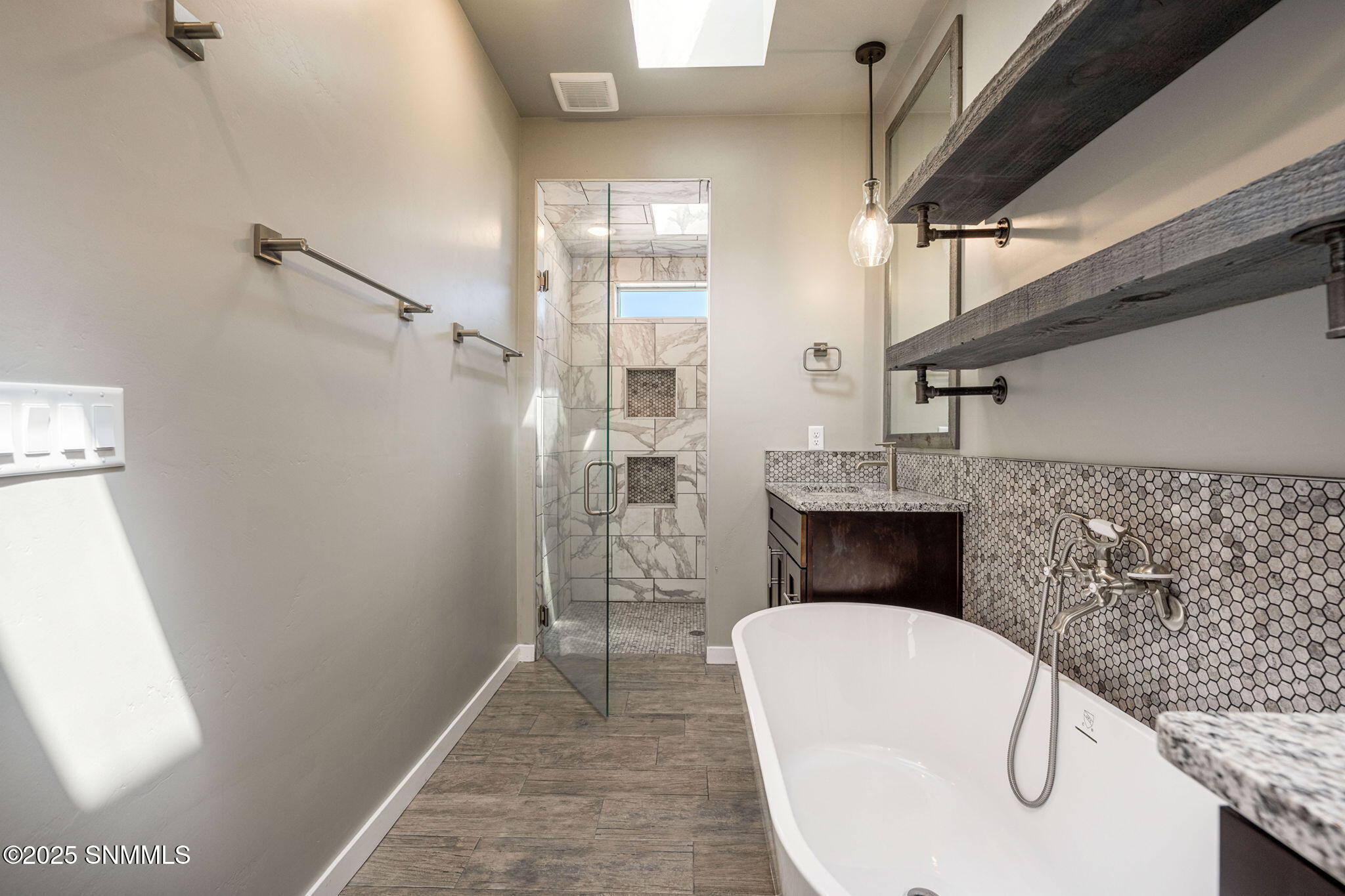 6008 Andromeda Loop Property Photo 26