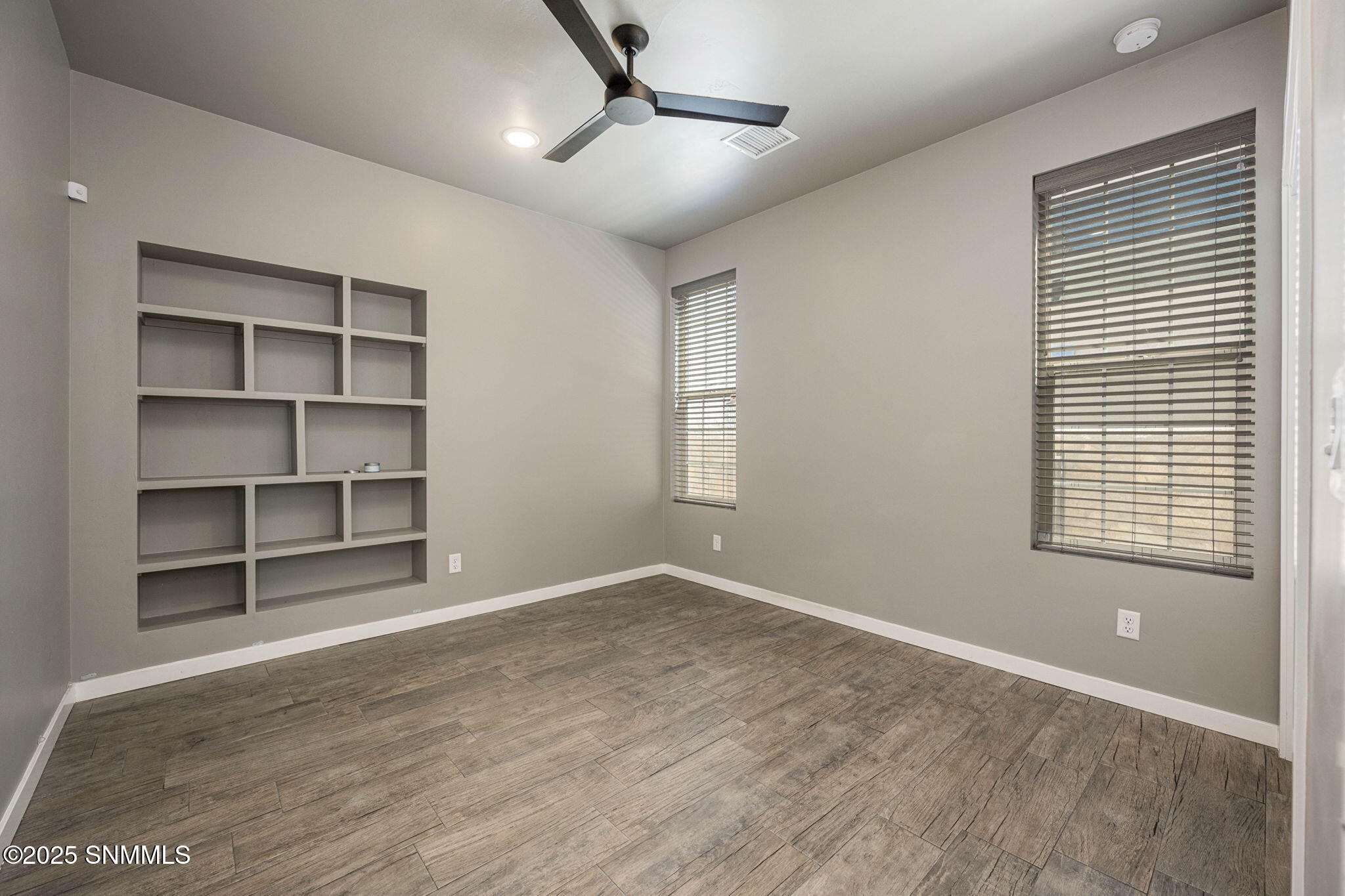 6008 Andromeda Loop Property Photo 34