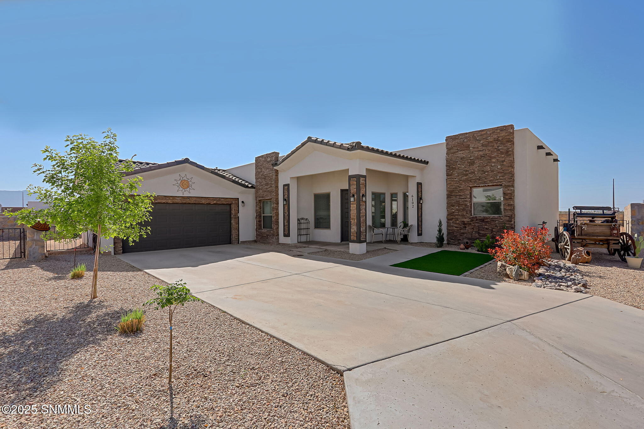6102 Wild Sky Property Photo