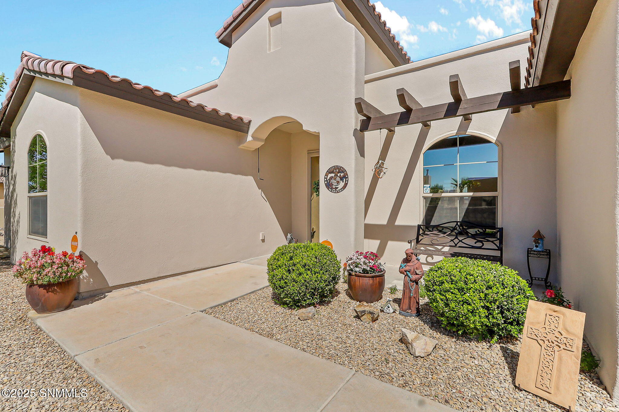 6054 Metro Woods Street Property Photo 2