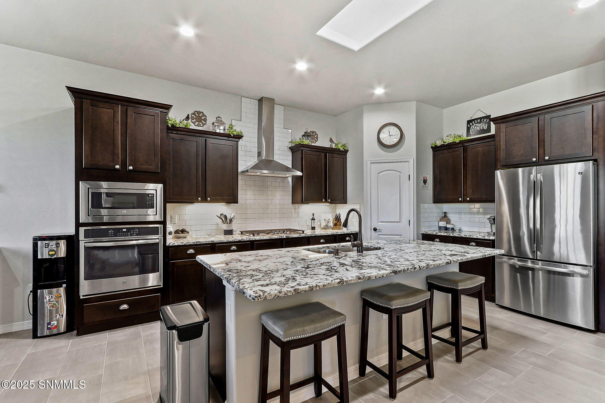 6054 Metro Woods Street Property Photo 14