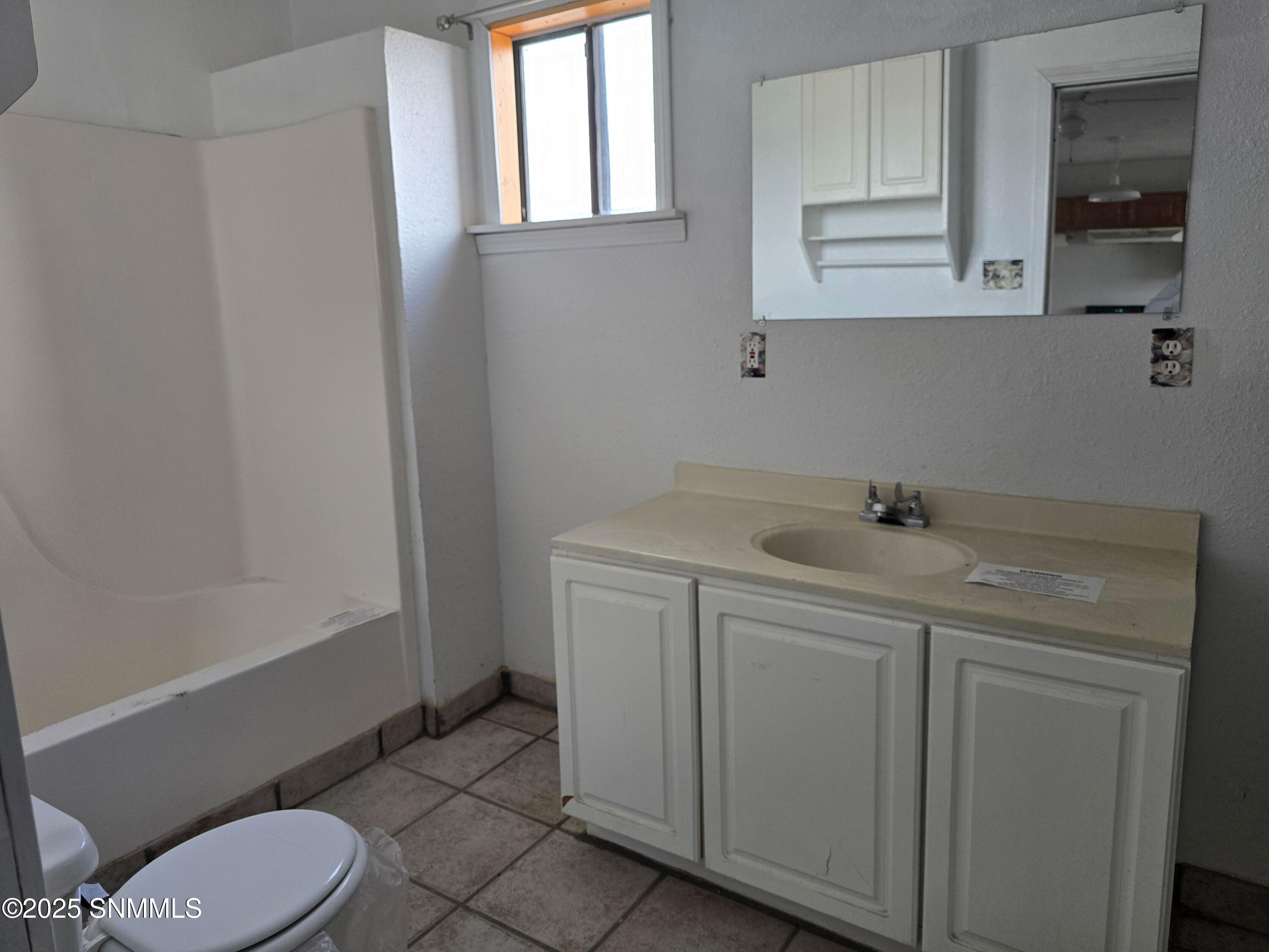 200 Black Range Avenue Property Photo 8
