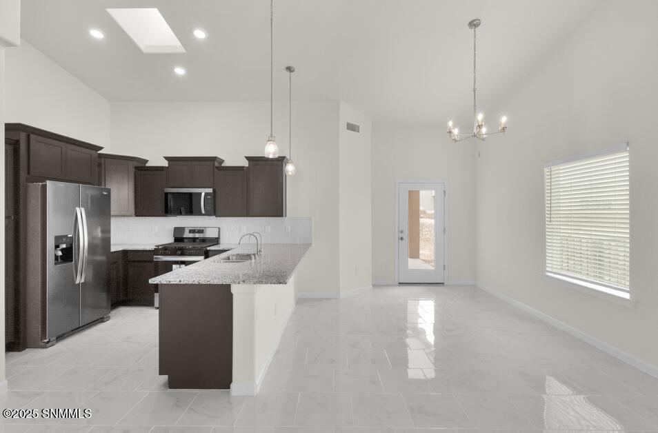 6060 Olive Park Property Photo 8