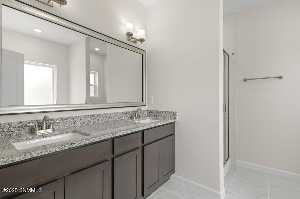 6060 Olive Park Property Photo 15