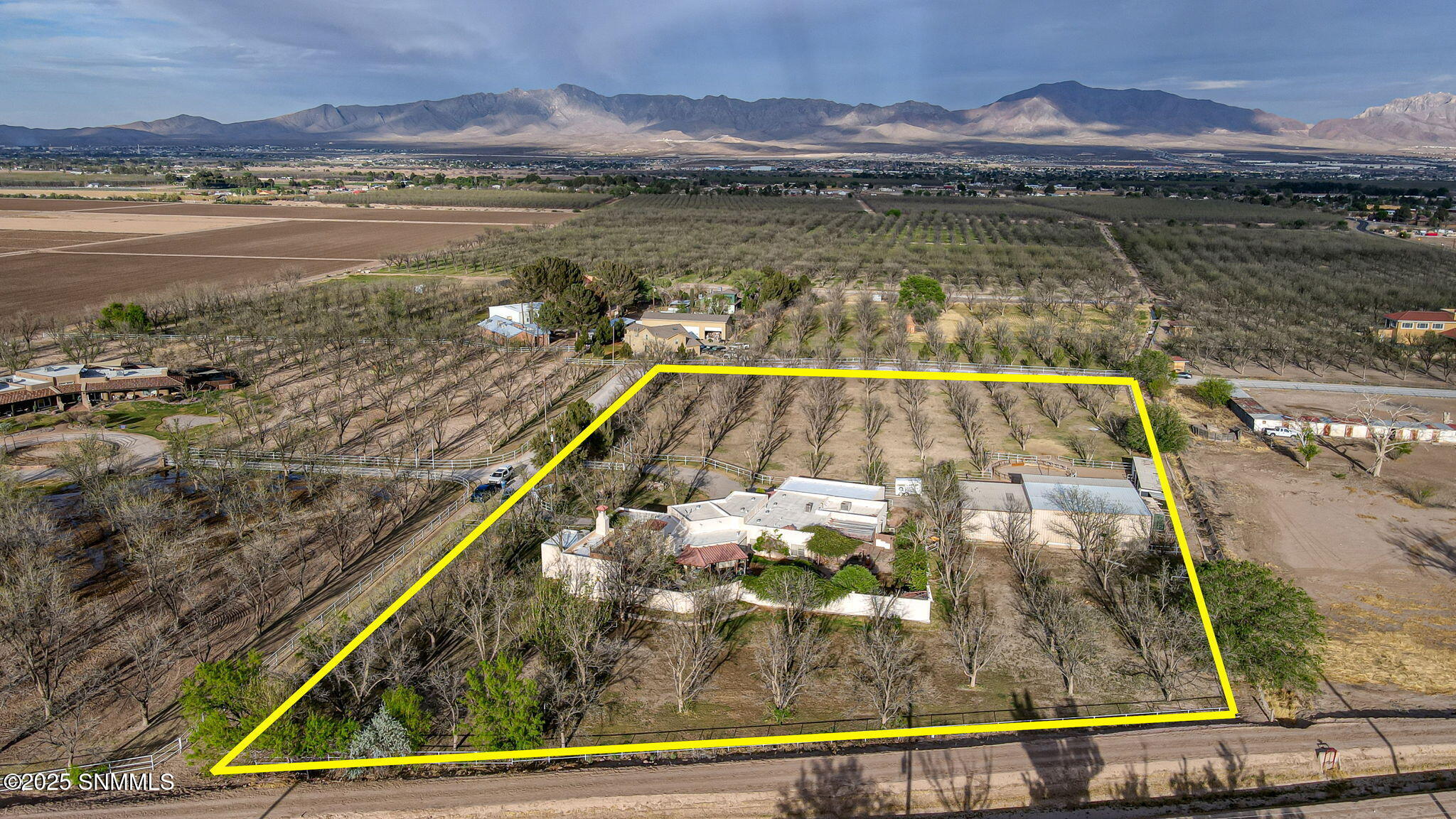 7005 Mcnutt Road Property Photo 8