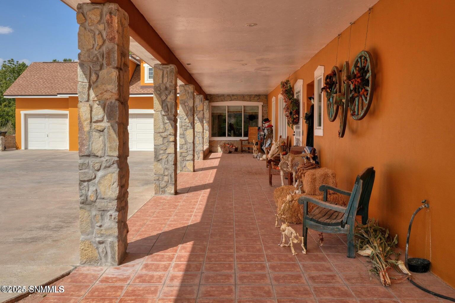 2561 Mesilla Hills Drive Property Photo 9