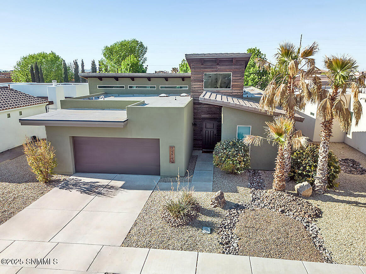3686 Santa Marcella Avenue Property Photo 3