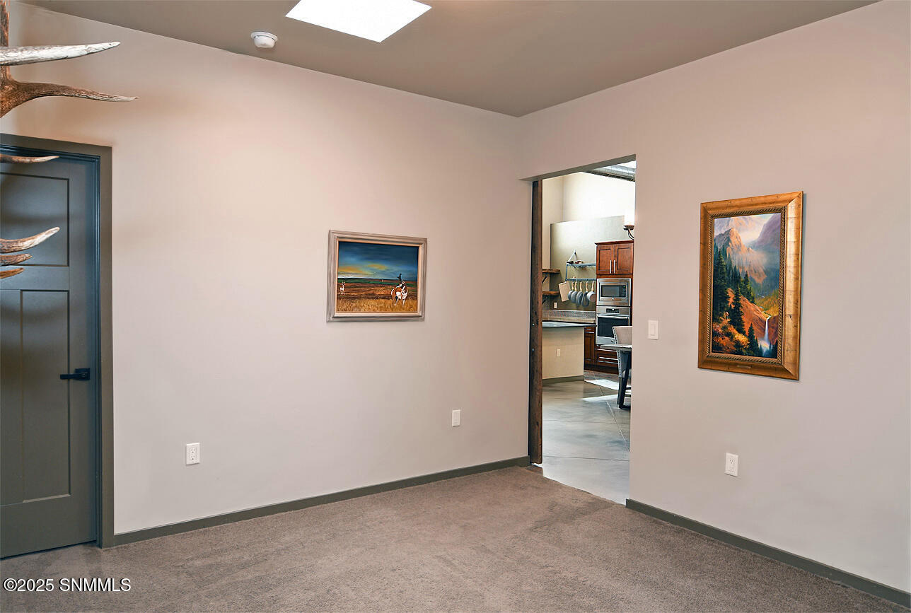 3686 Santa Marcella Avenue Property Photo 12