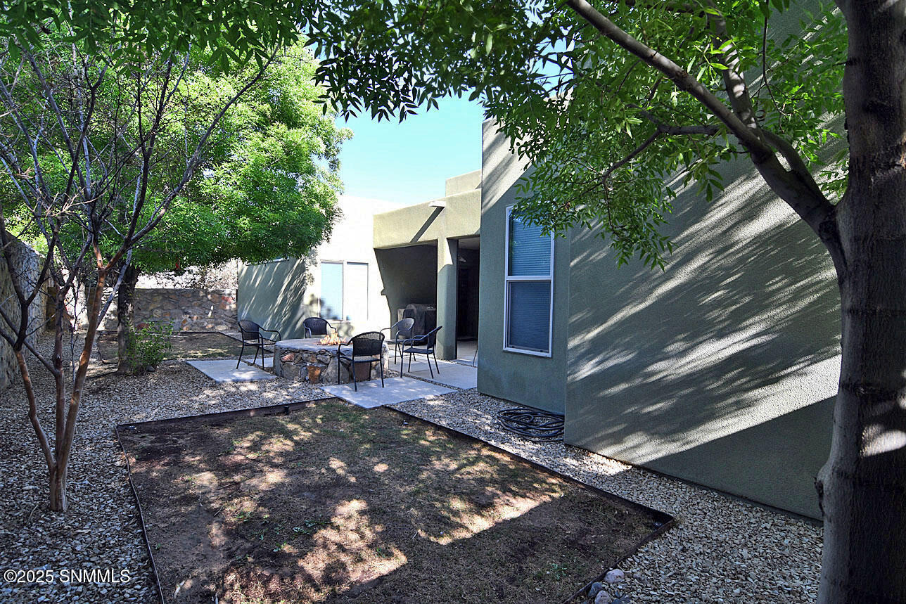3686 Santa Marcella Avenue Property Photo 26