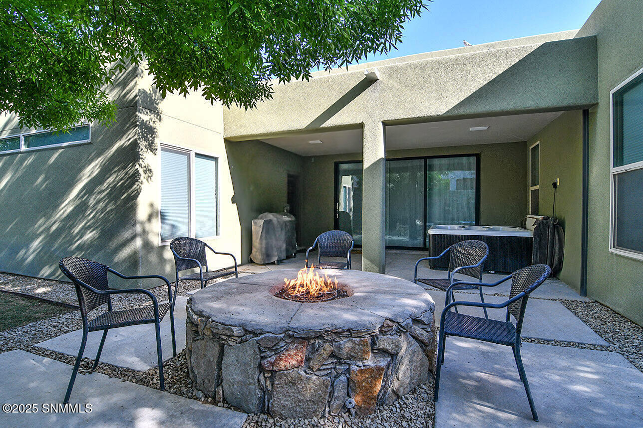 3686 Santa Marcella Avenue Property Photo 27