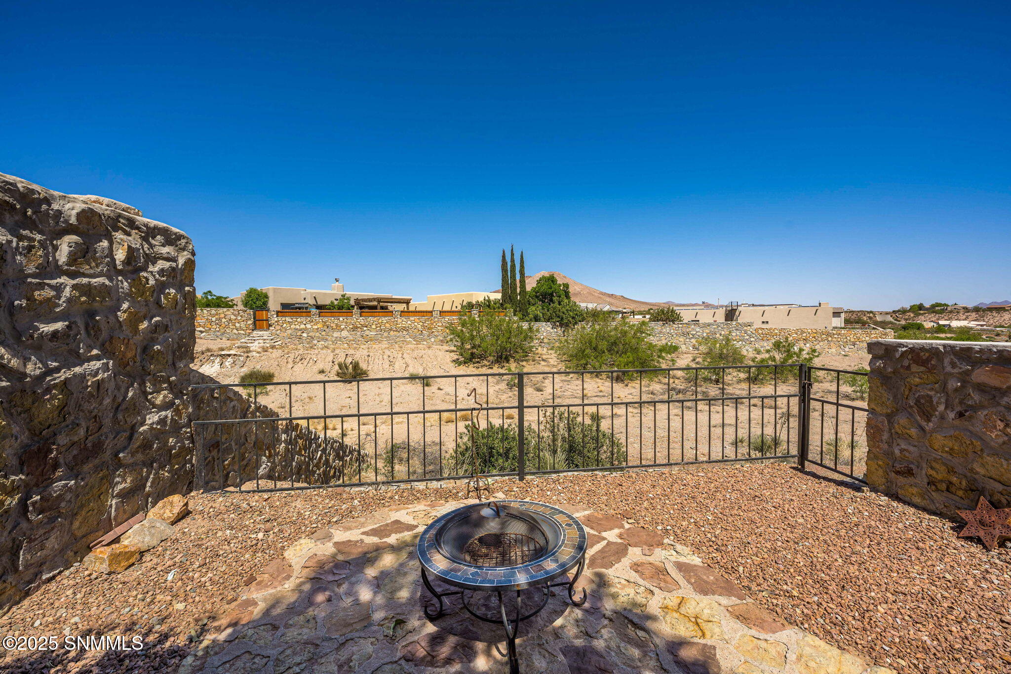 1495 Vista Del Cerro Property Photo 47