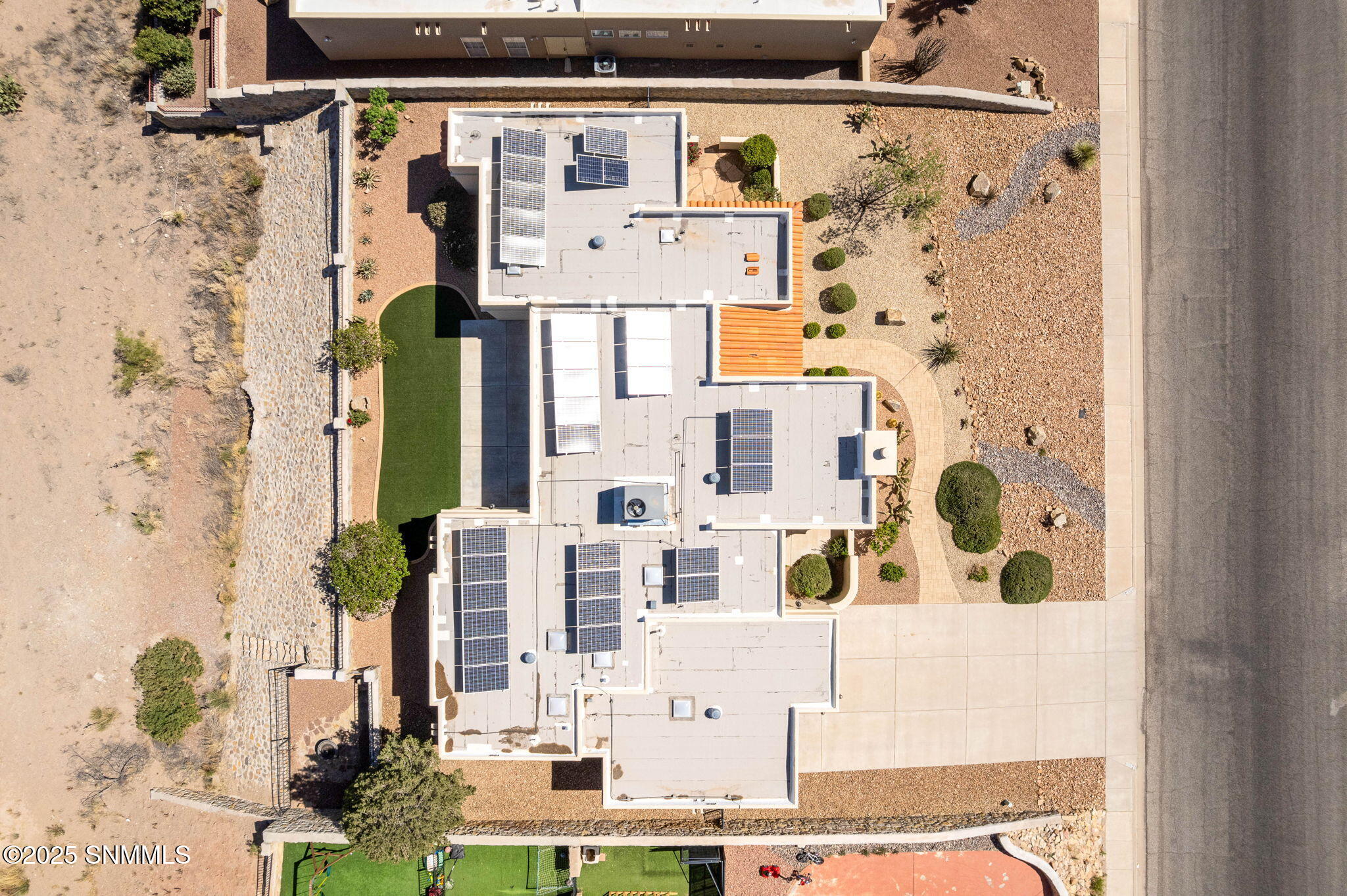 1495 Vista Del Cerro Property Photo 53