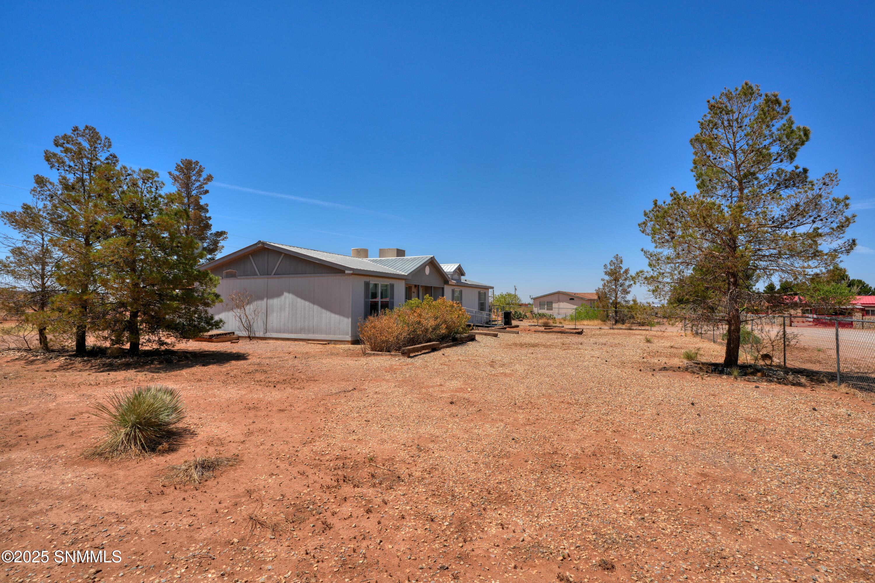 9010 Red Roof Court Property Photo 9