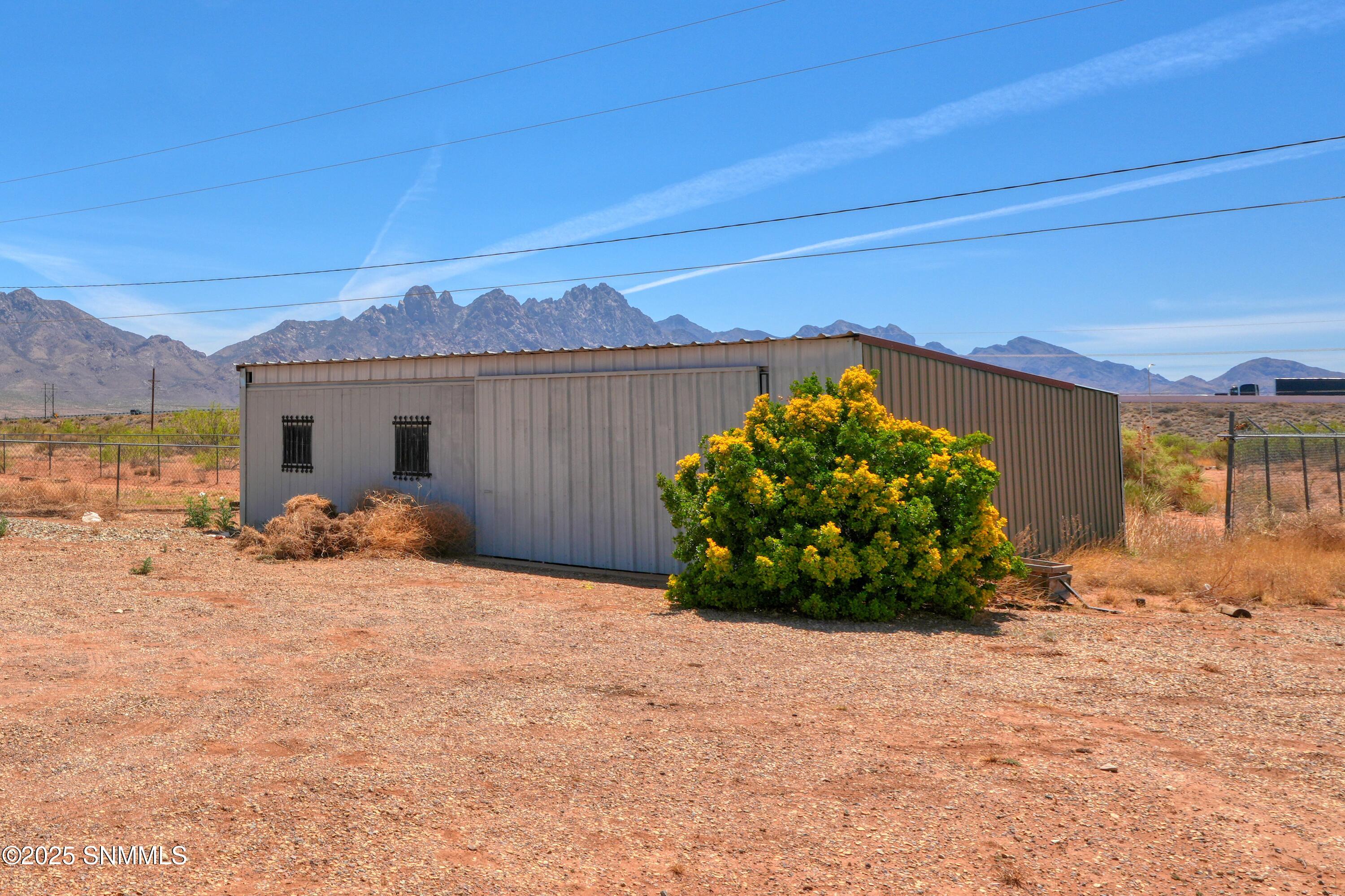 9010 Red Roof Court Property Photo 12