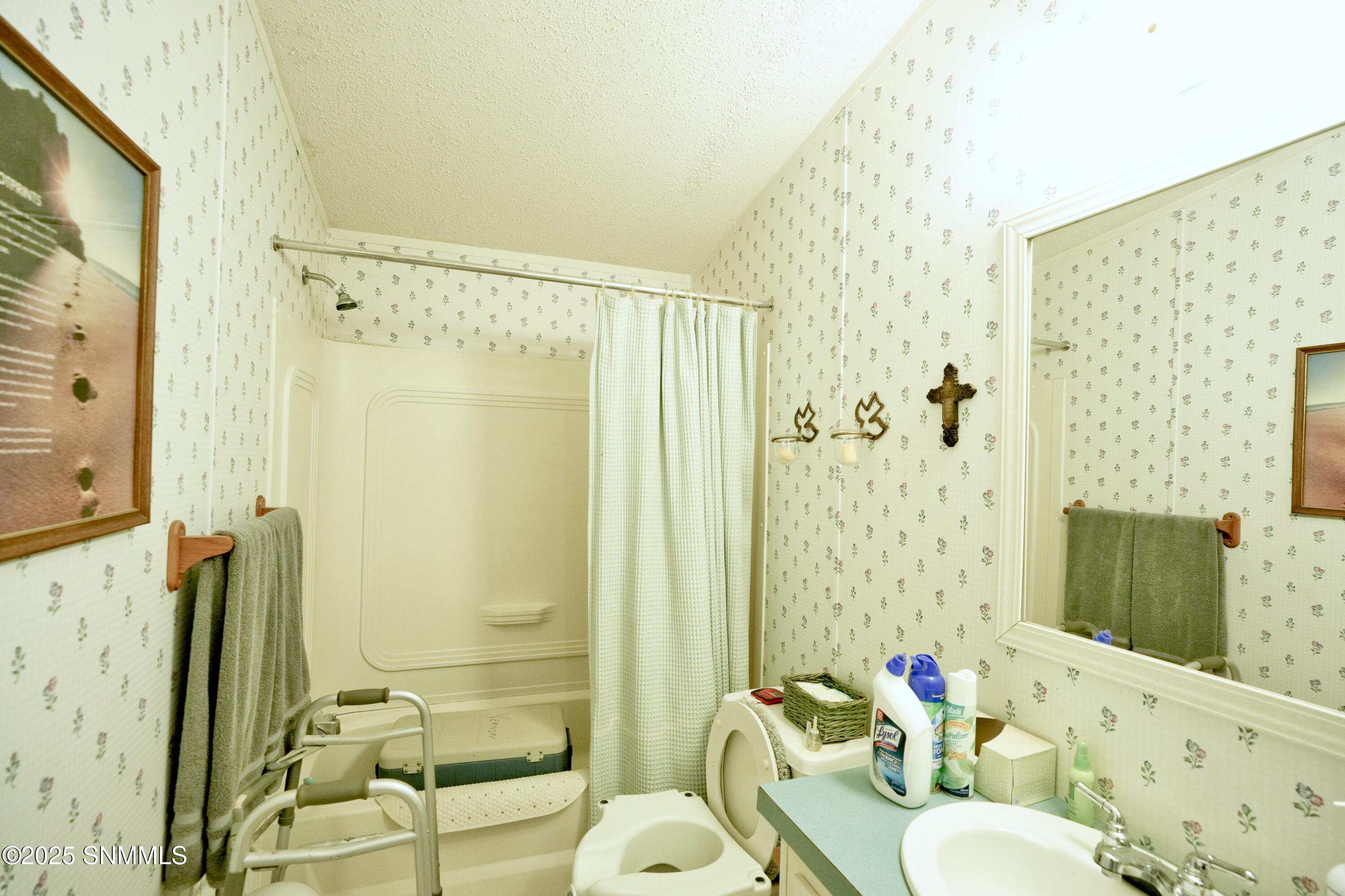 9010 Red Roof Court Property Photo 33