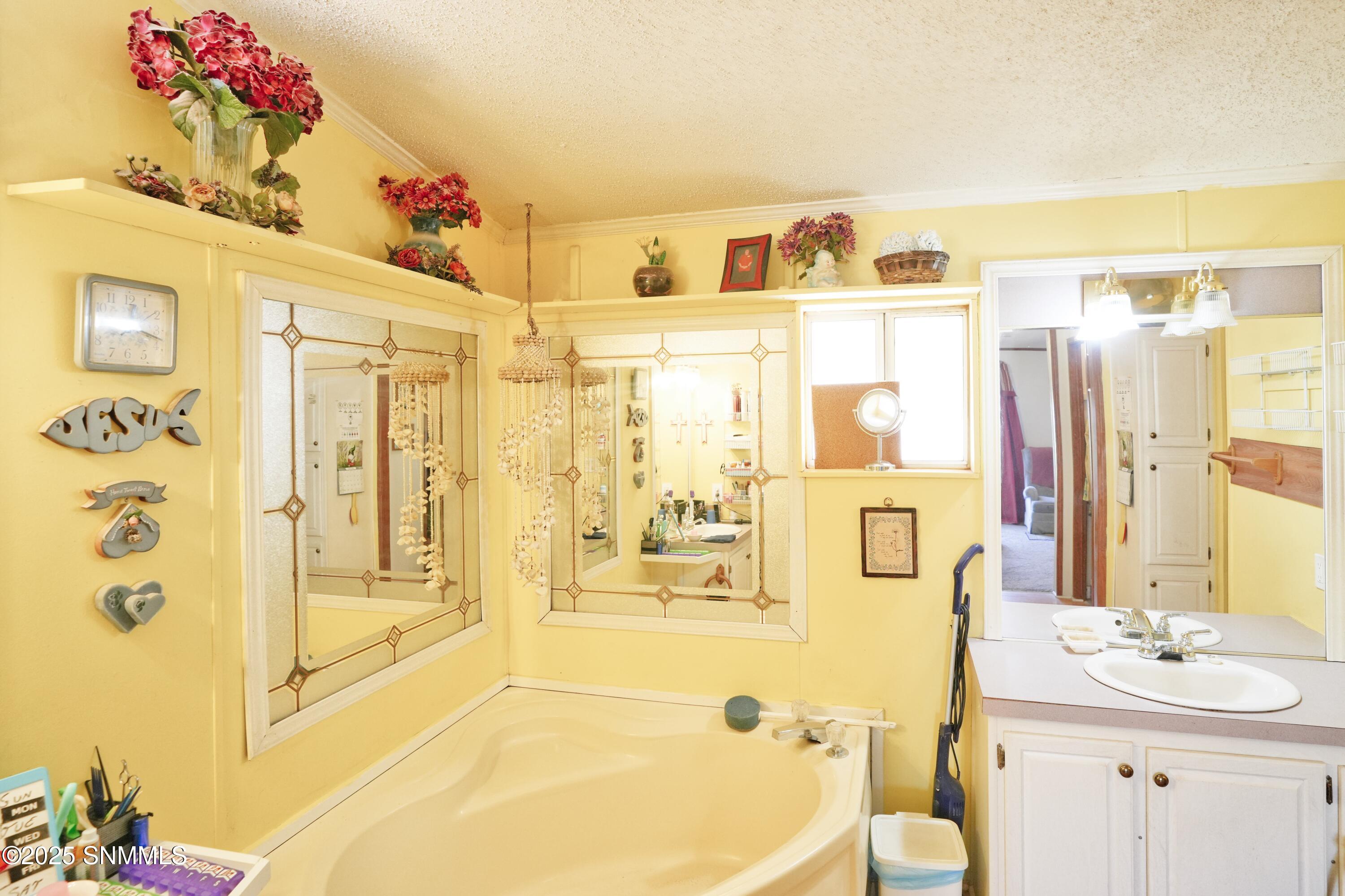 9010 Red Roof Court Property Photo 40