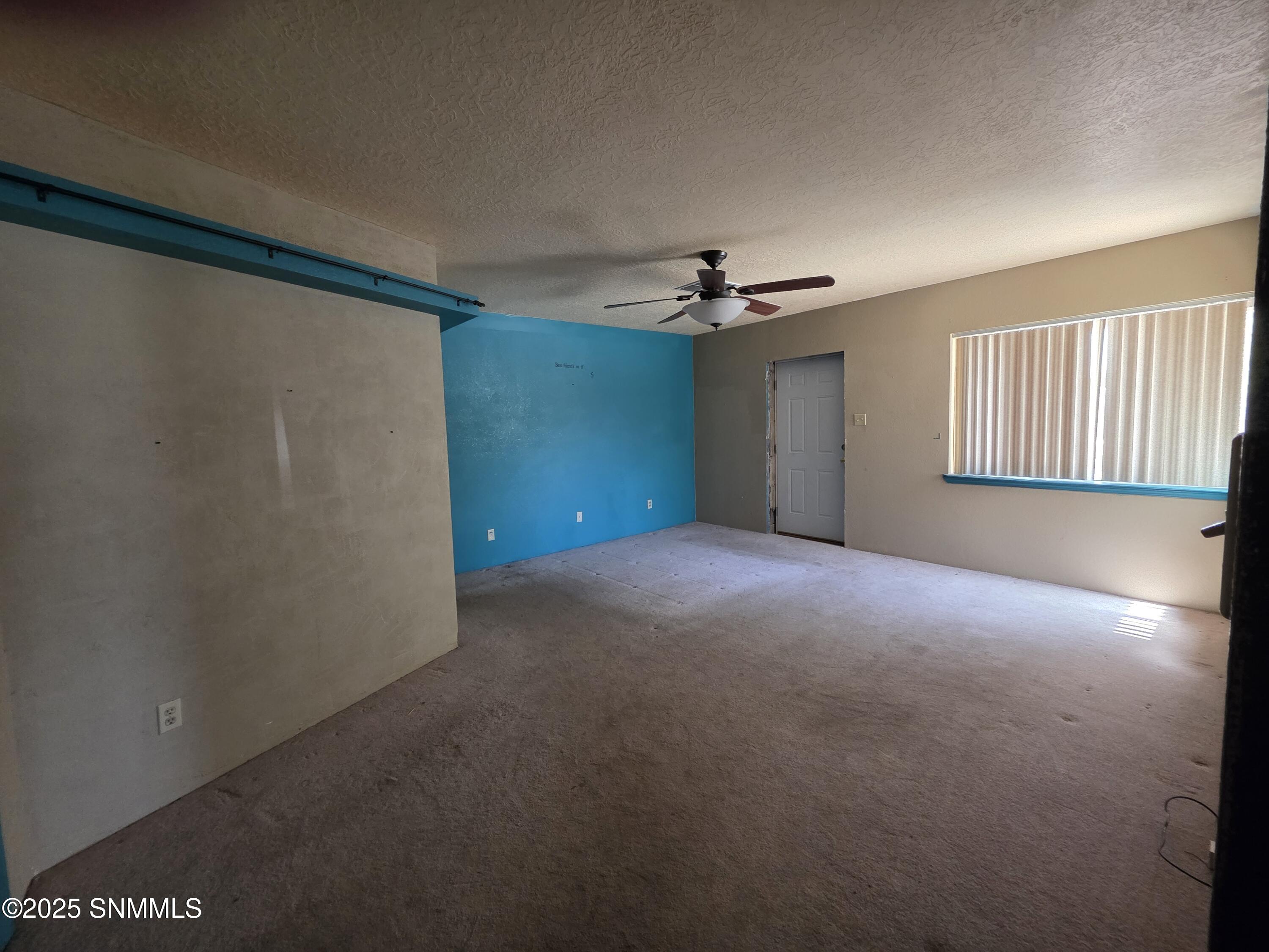 906 Kopra Street Property Photo 5