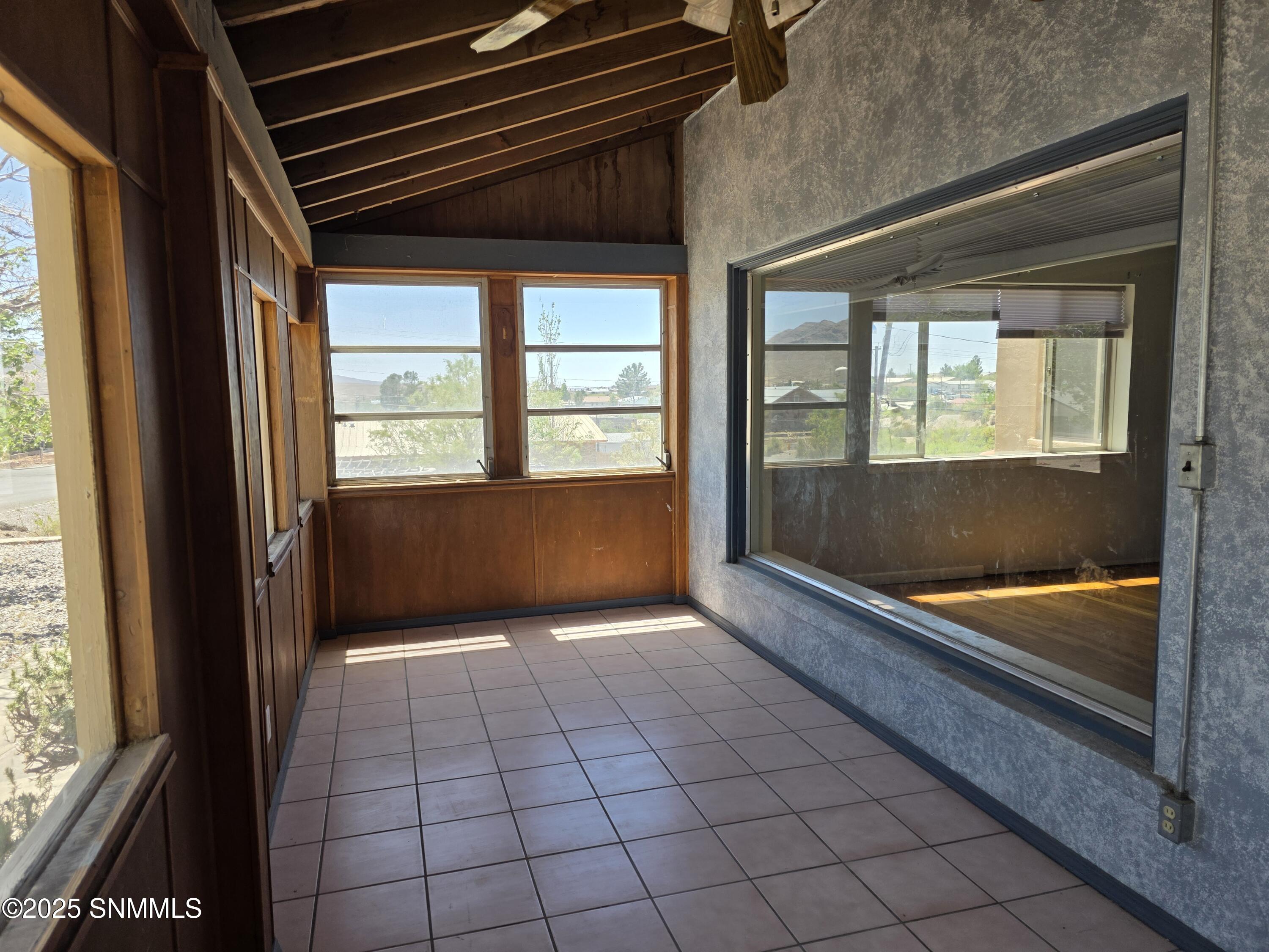906 Kopra Street Property Photo 17