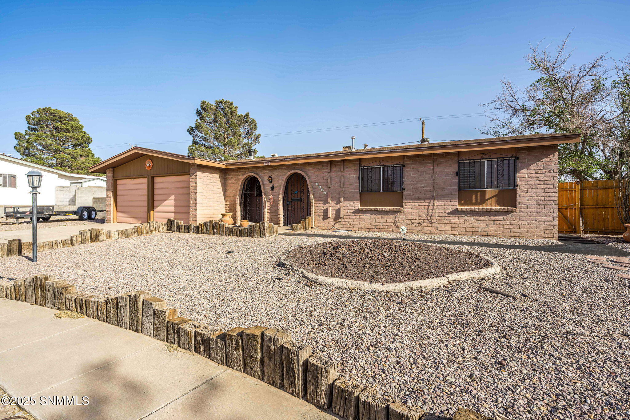 1812 Louise Circle Property Photo 2