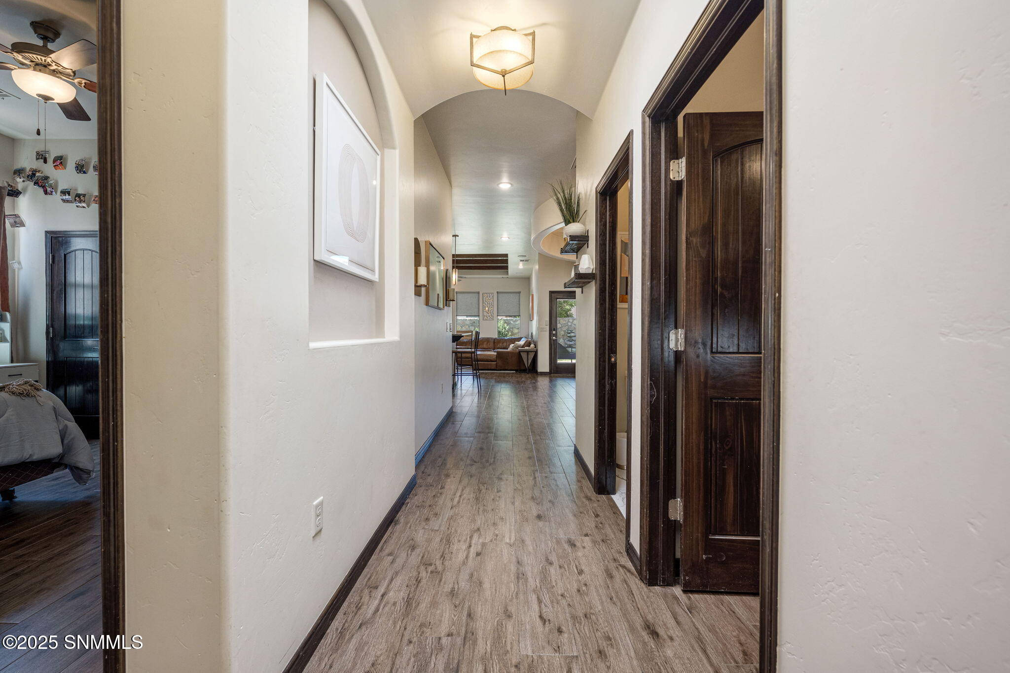 6089 Arosa Street Property Photo 7
