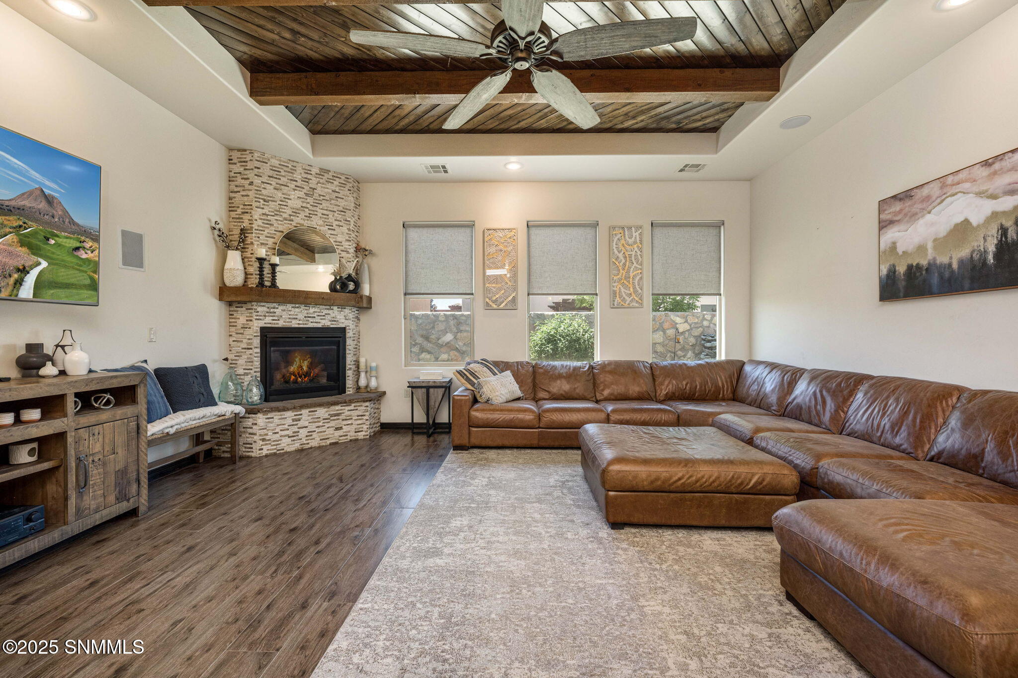 6089 Arosa Street Property Photo 21