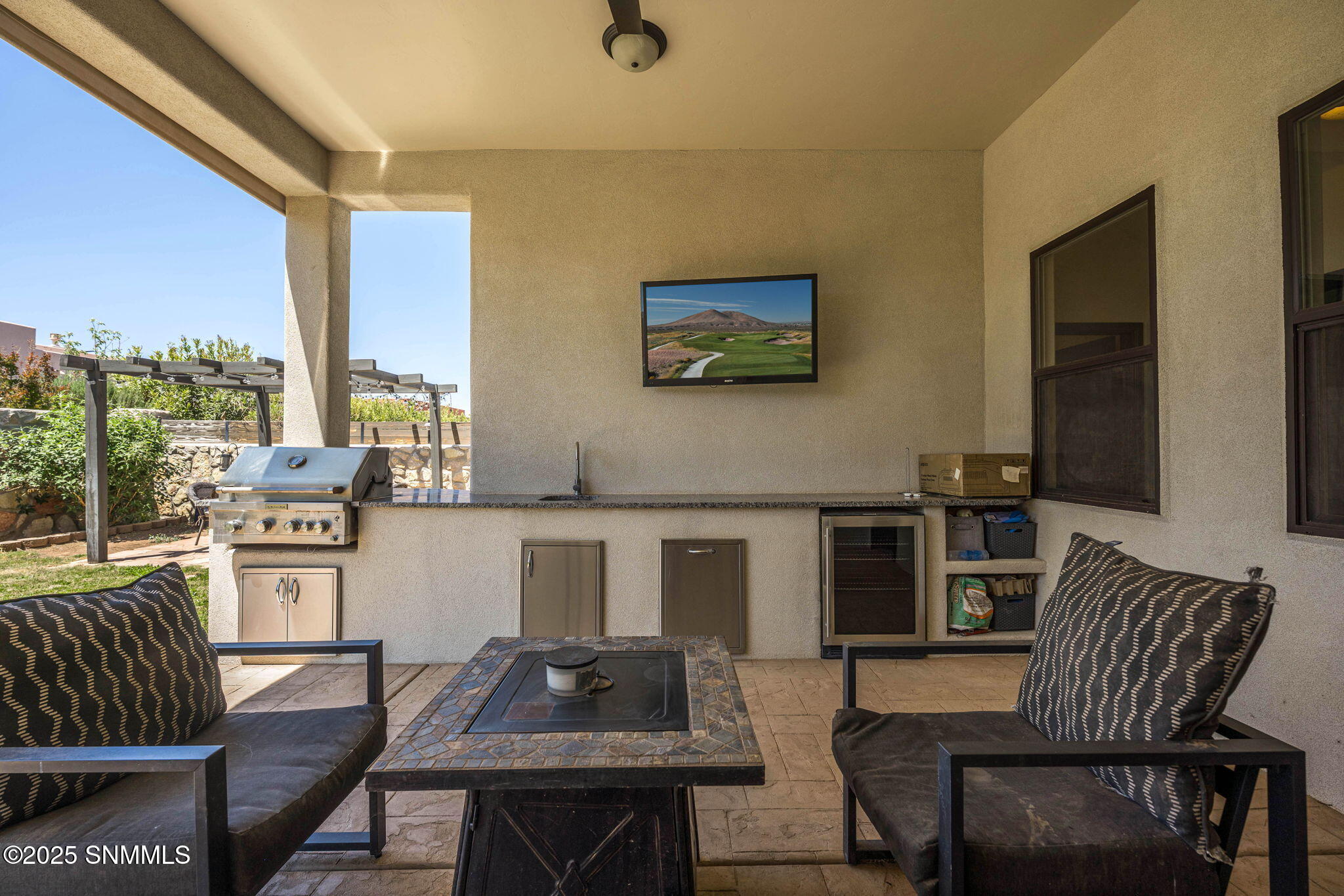 6089 Arosa Street Property Photo 45