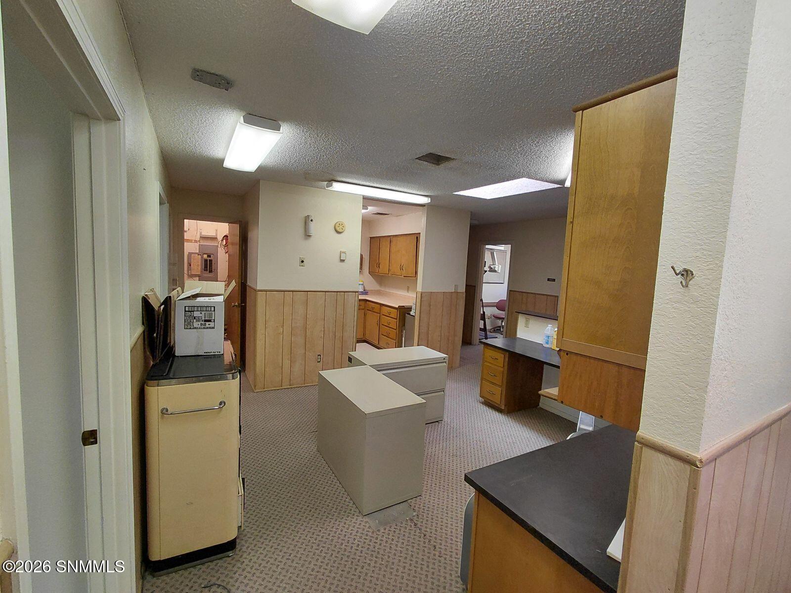900 W Birch Street Property Photo 25