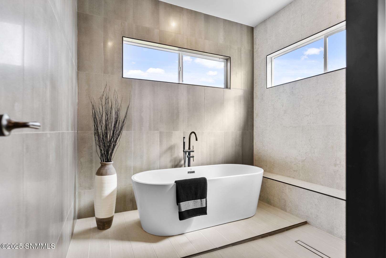6740 Via Emma Property Photo 5