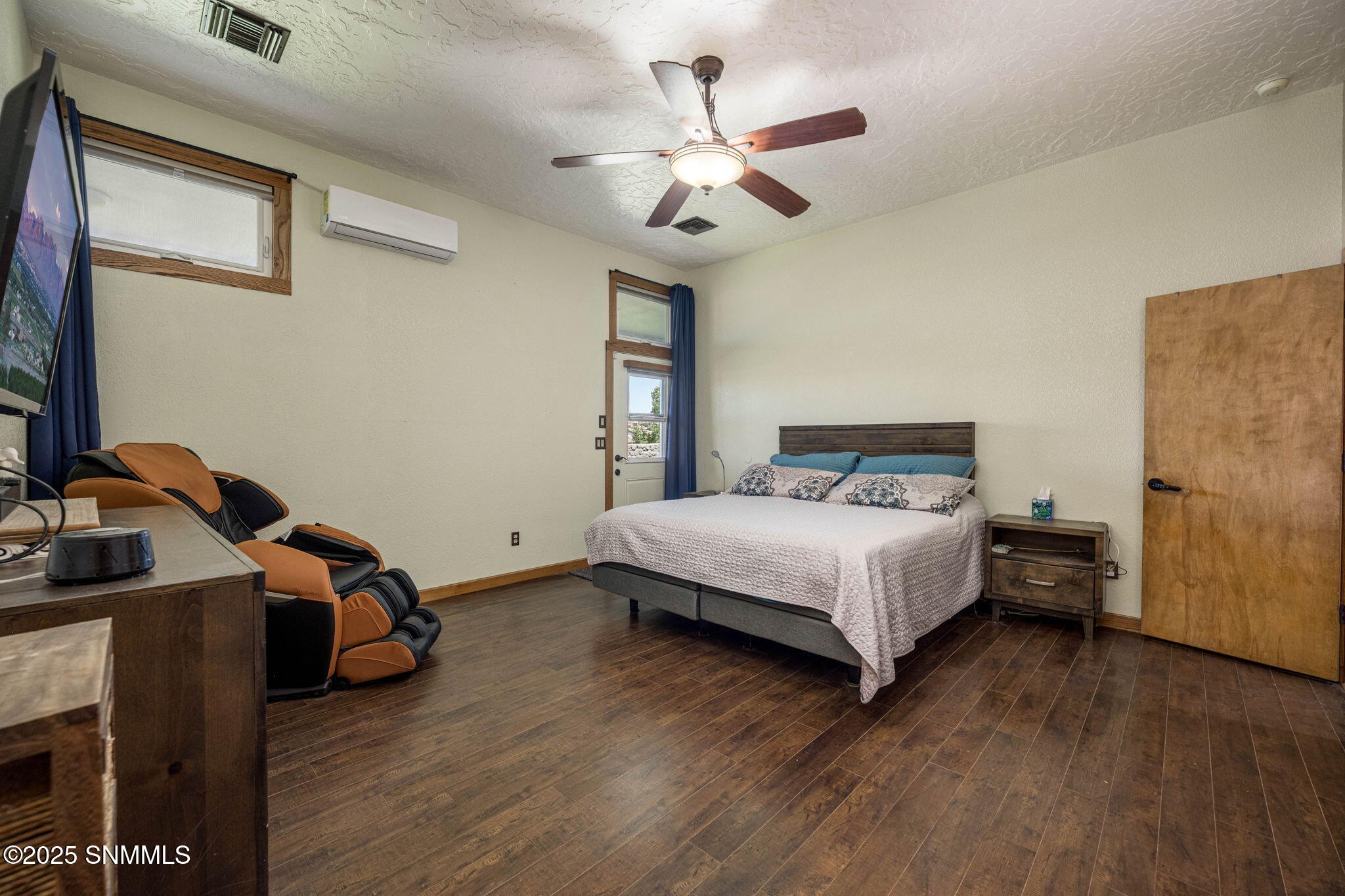 2898 Diamond Springs Drive Property Photo 27